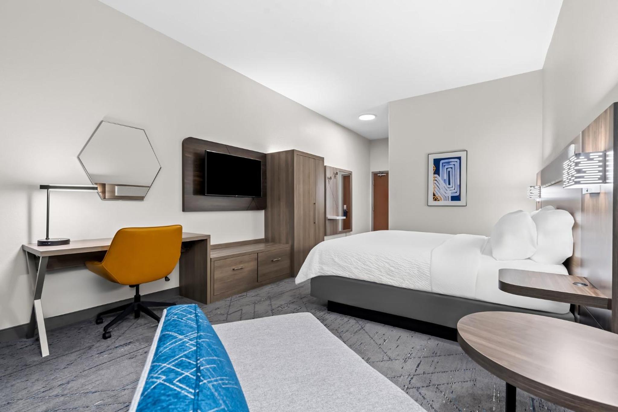 Standard King Room