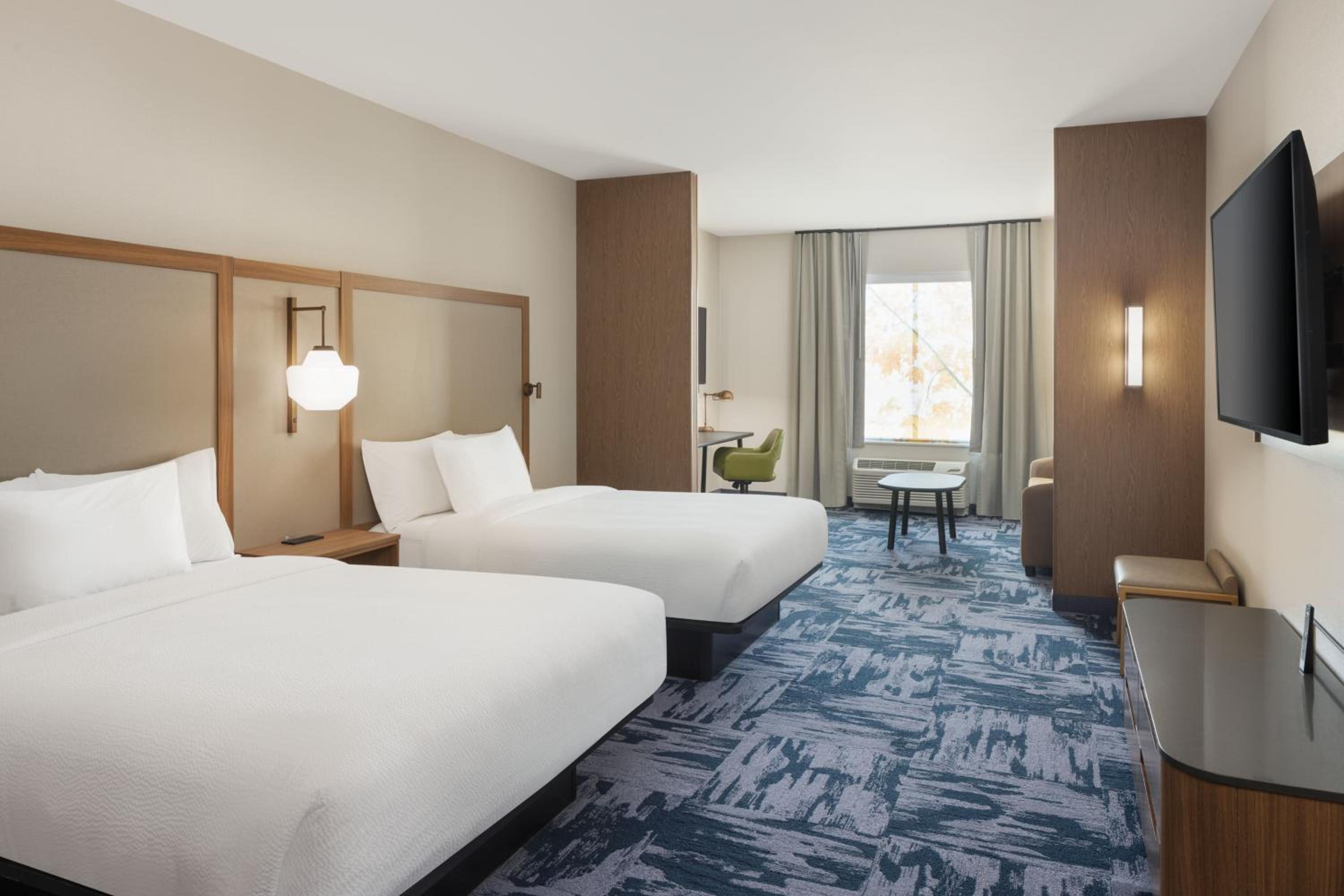 King Suite with Sofa Bed - Photo 2
