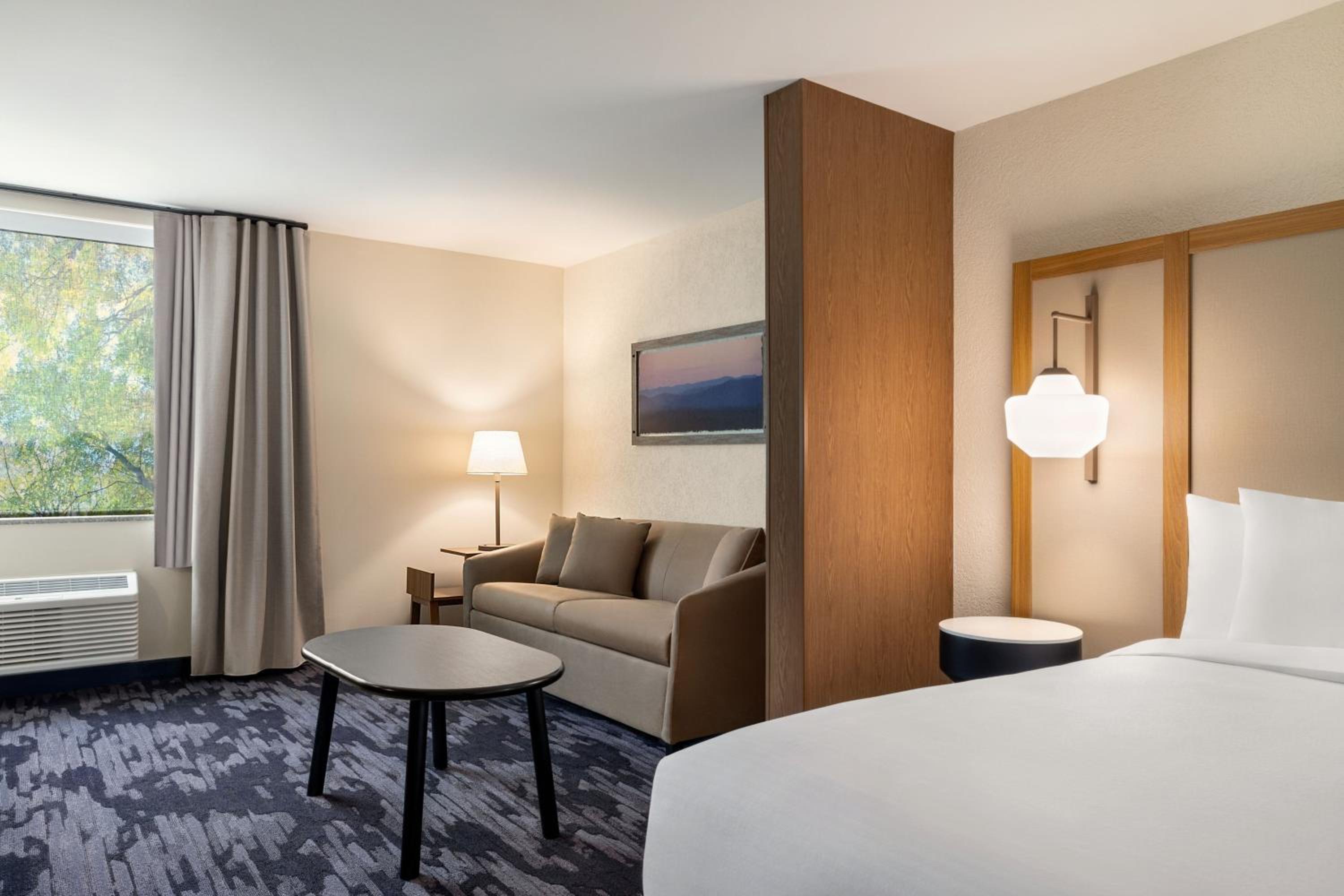 King Suite with Sofa Bed - Photo 4