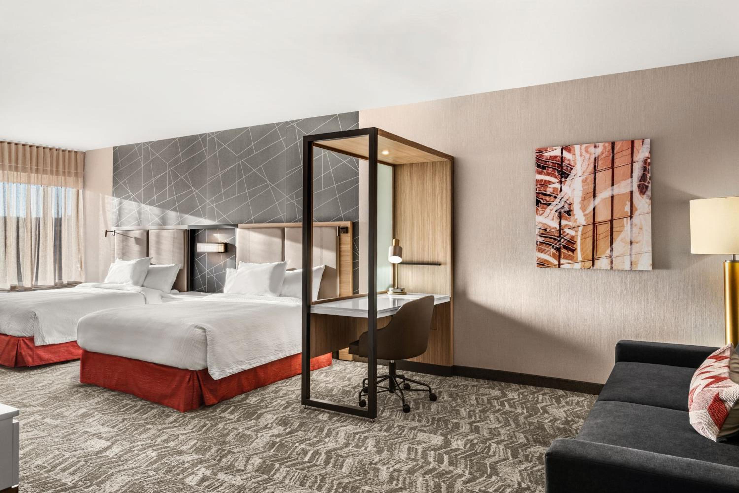 Suite with Two Queen Beds and Trundle Bed - Photo 11