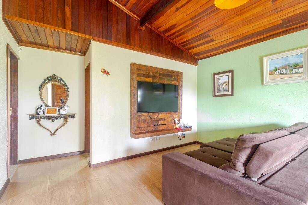 Four-Bedroom House photo 1