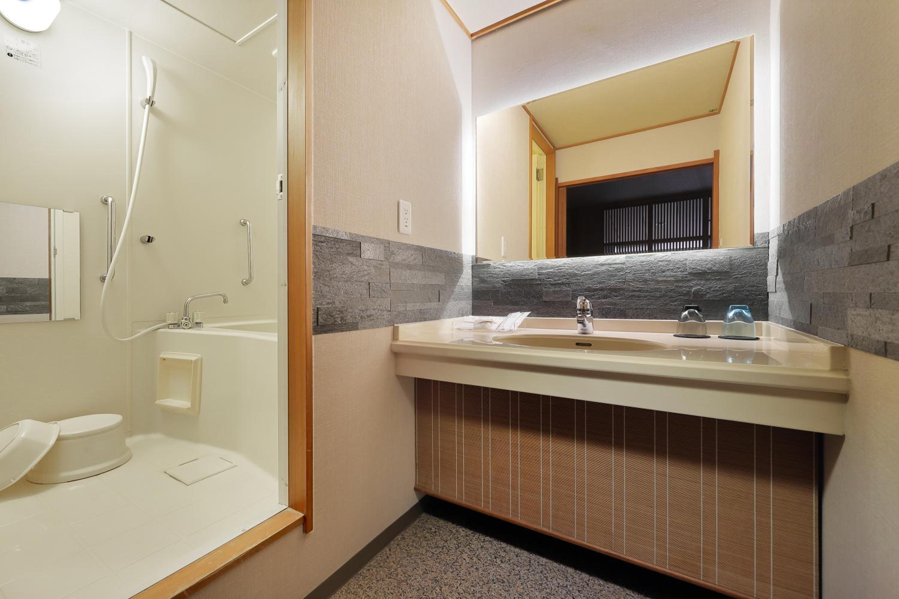 Room with Tatami Area photo 3