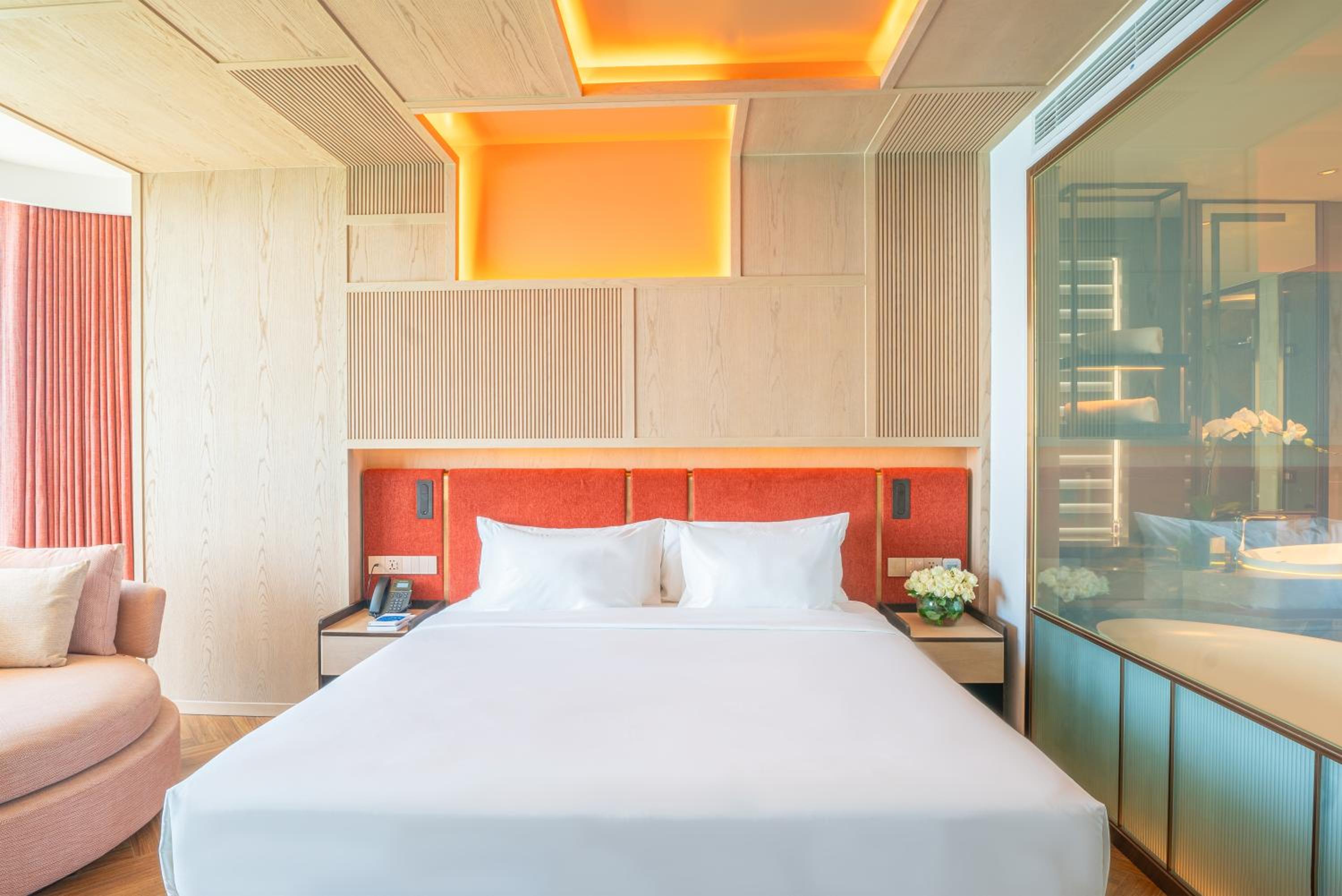 Superior King Room - Photo 1