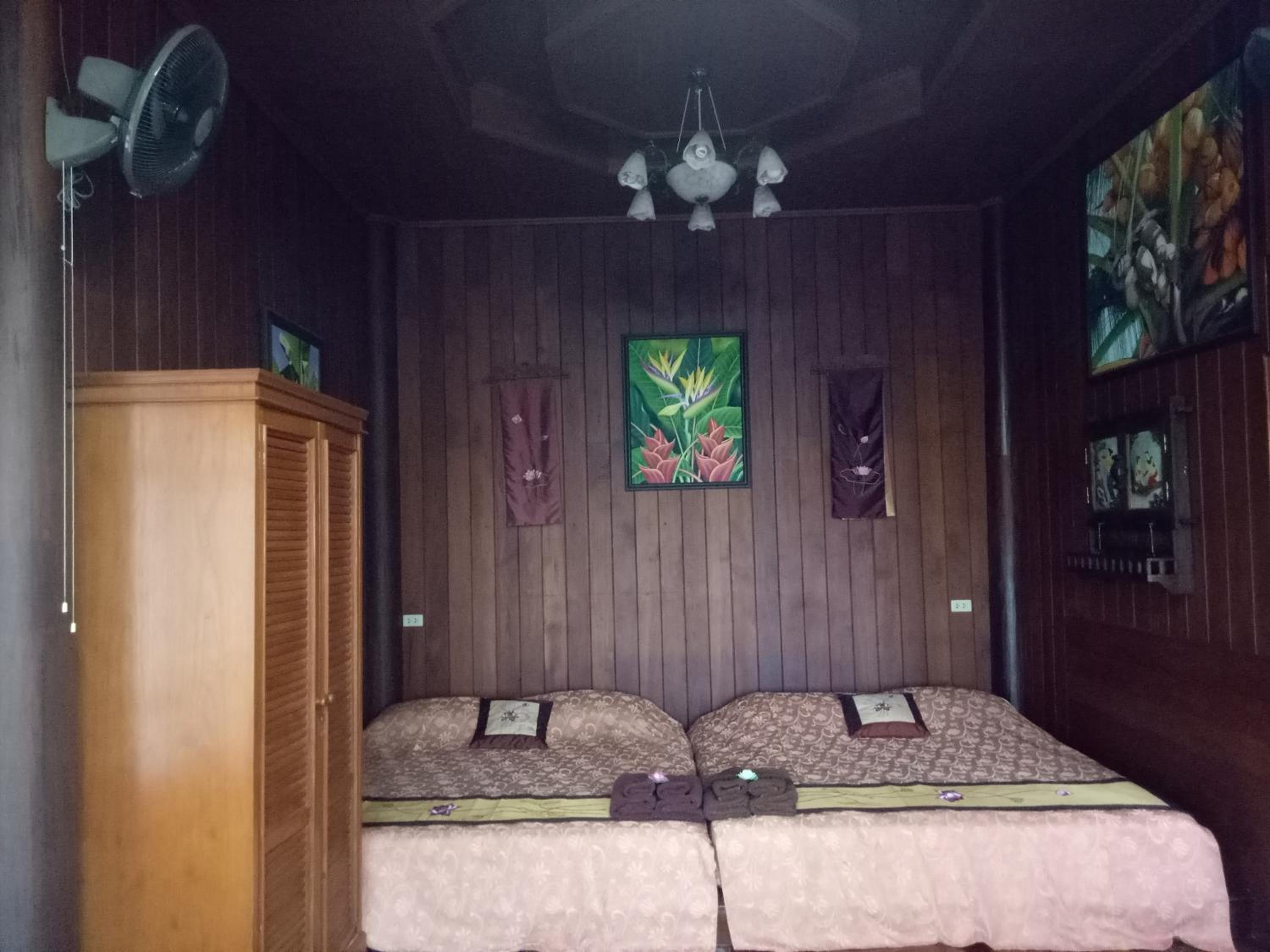 Suite with Balcony - Photo 3