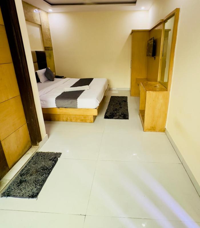 Double Room With Private Bathroom — the supplier's photographs — photo 4