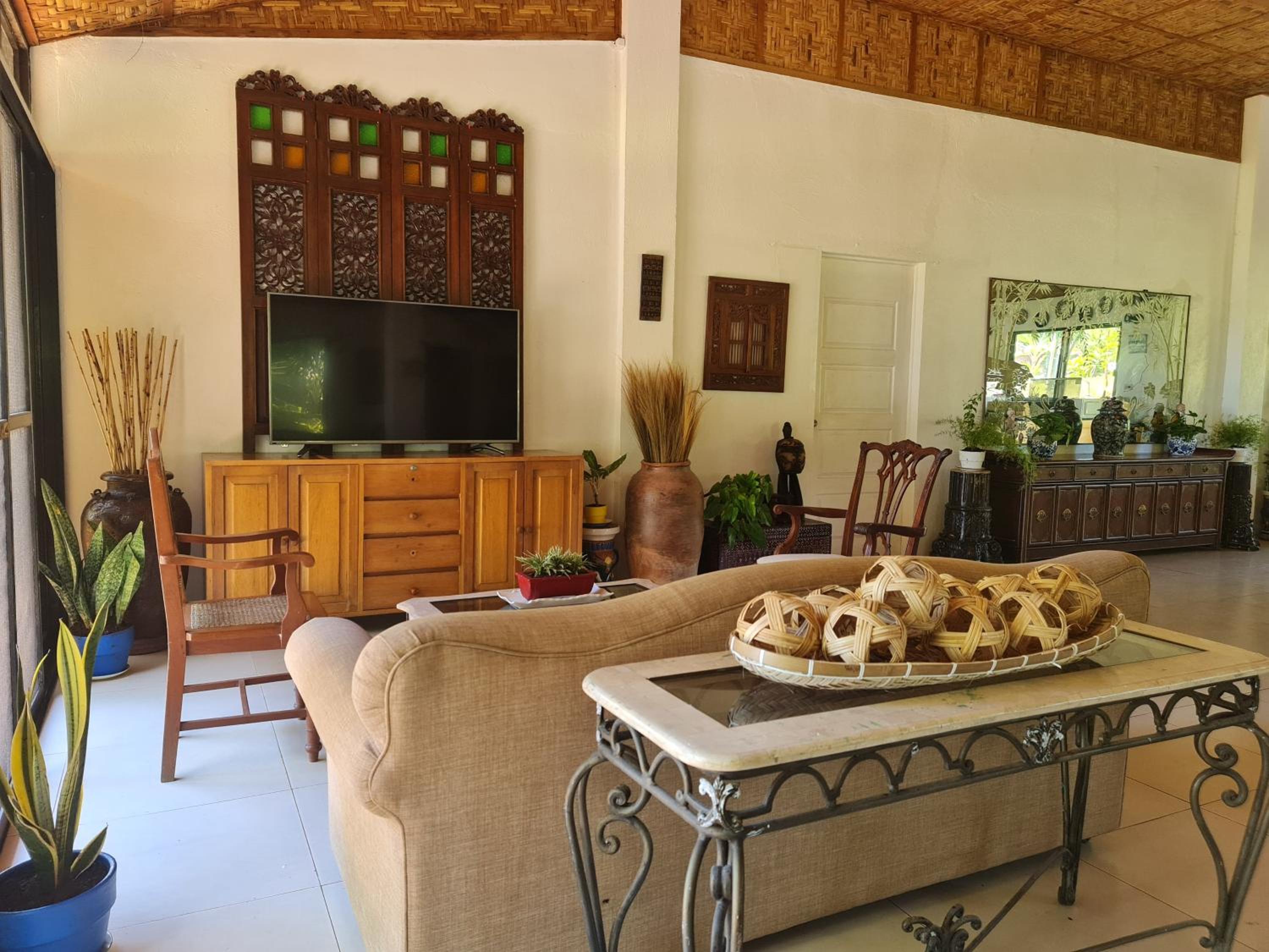 Villa photo 1
