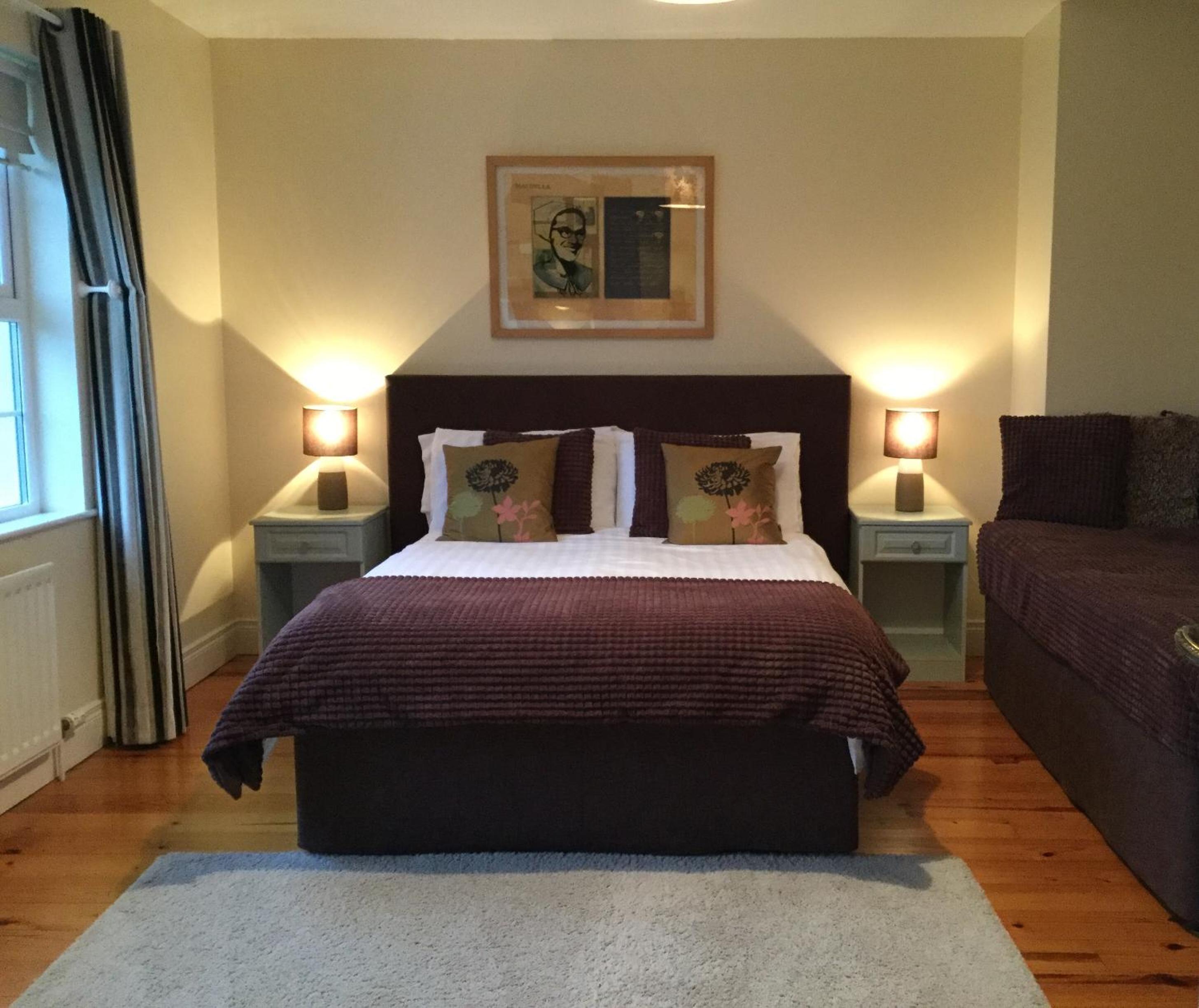 Family Room photo 1