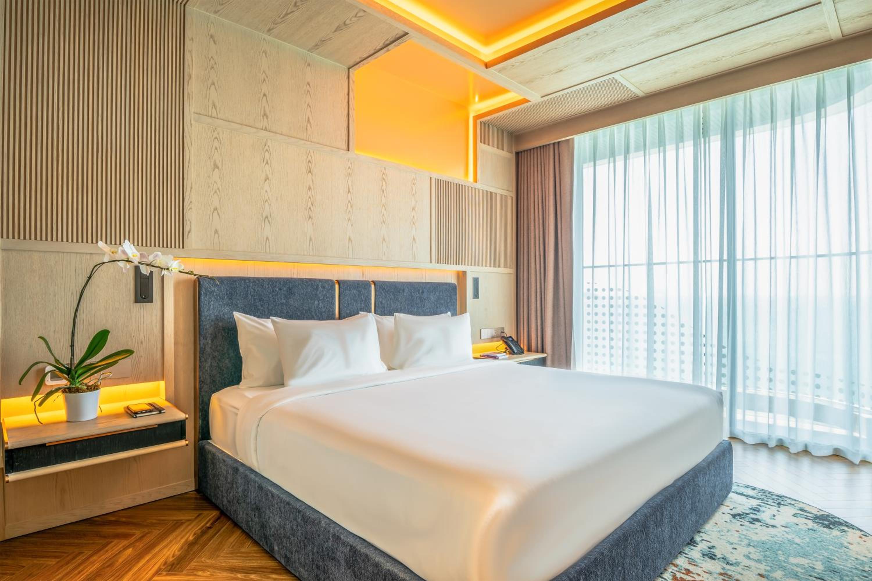 Deluxe Double Room With Balcony And Sea View