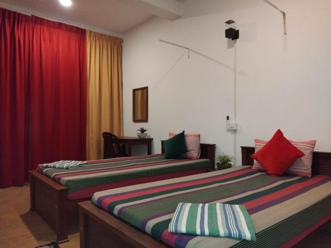 Twin Room with Sea View photo 1