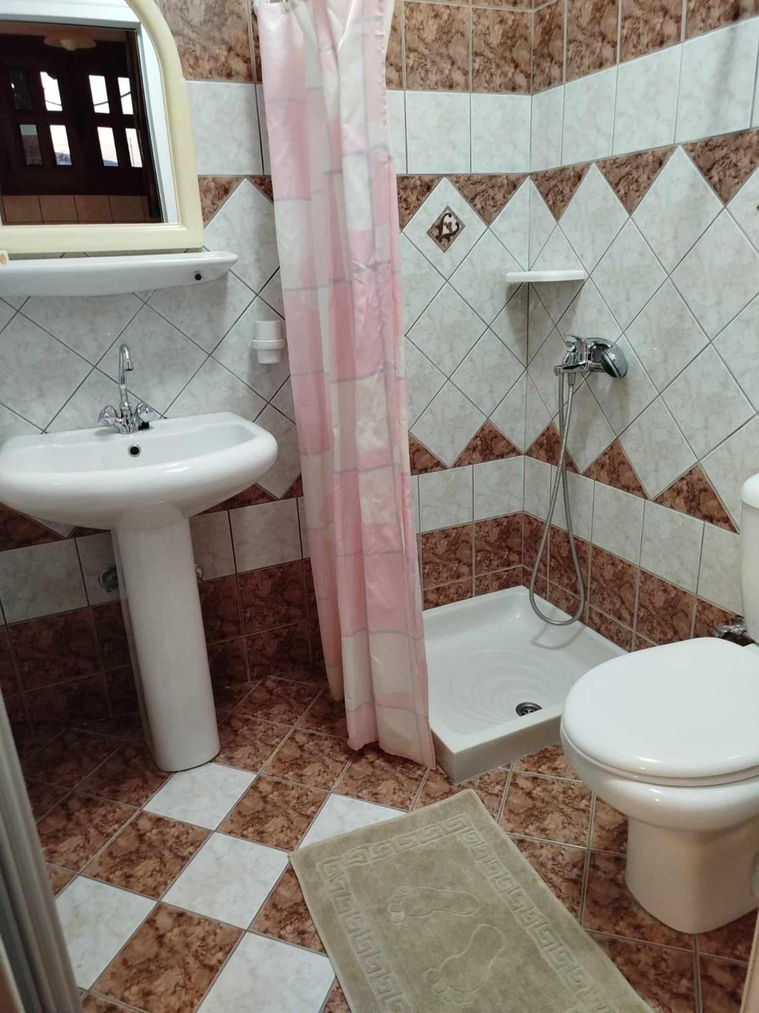 One-Bedroom House photo 3