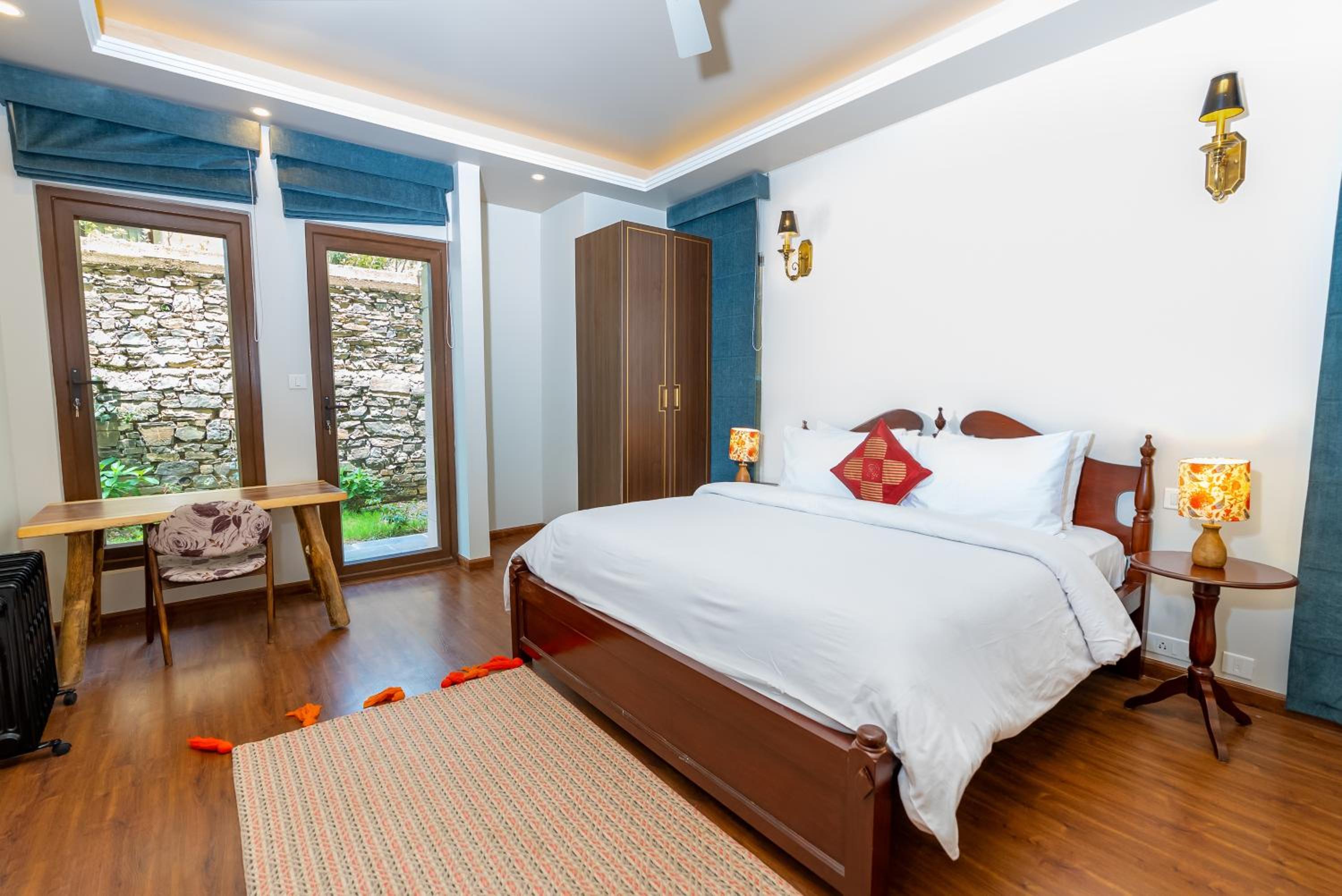 Executive Apartment With Lawn (2bhk) photo 3