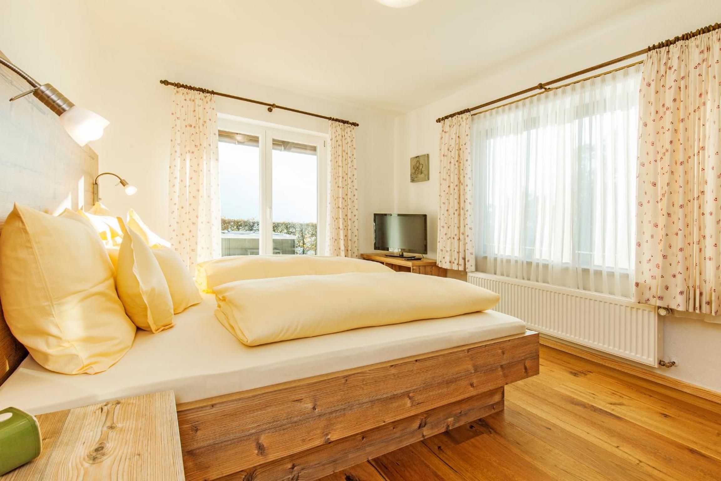 Two-Bedroom Chalet photo 2