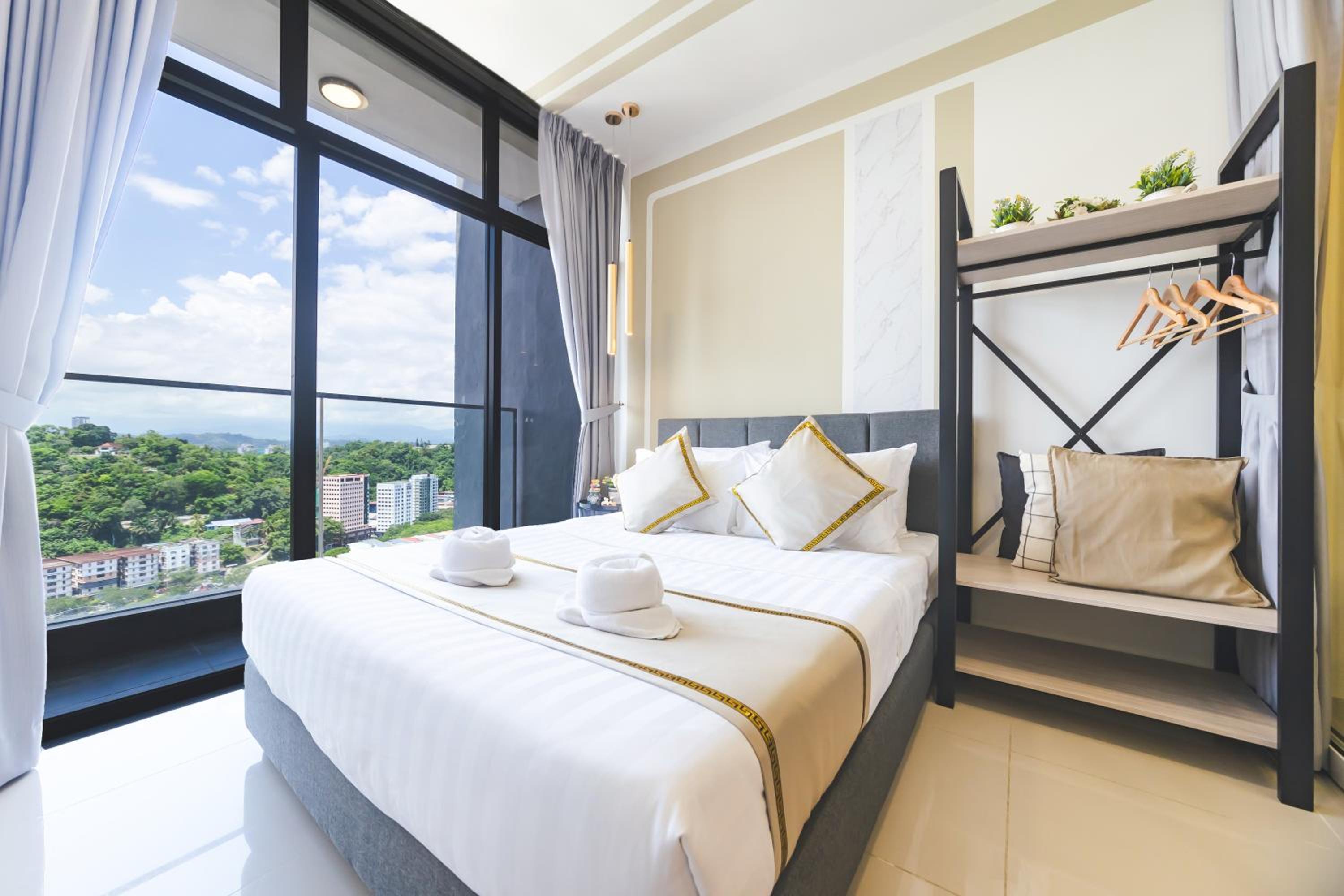 Suite with City View