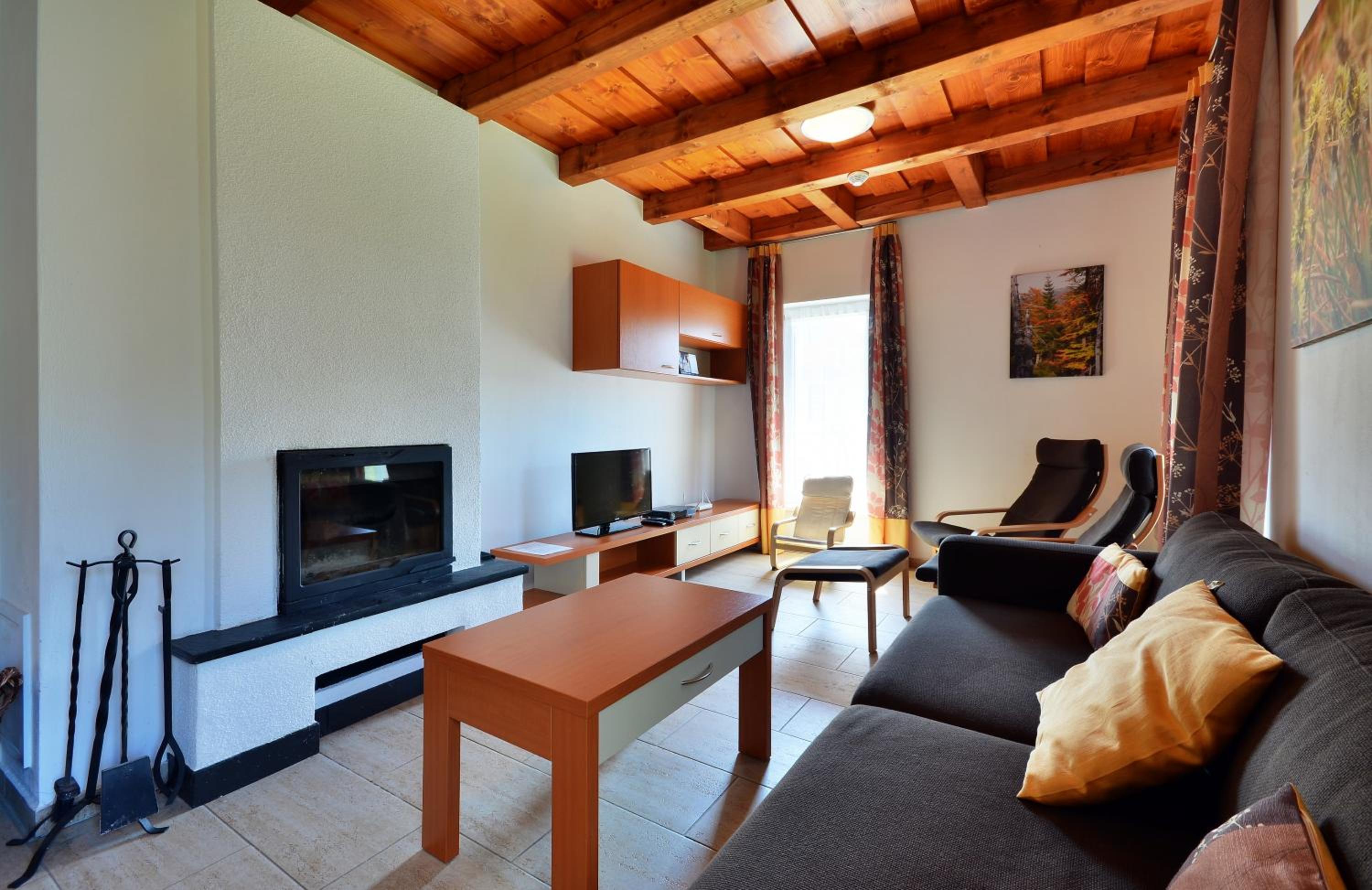 Three-Bedroom Chalet photo 2