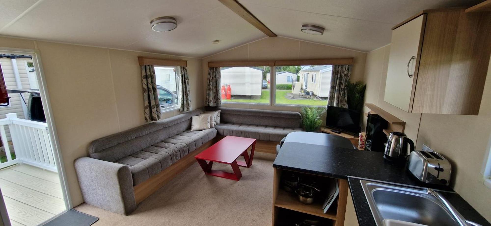 Three-Bedroom House photo 2