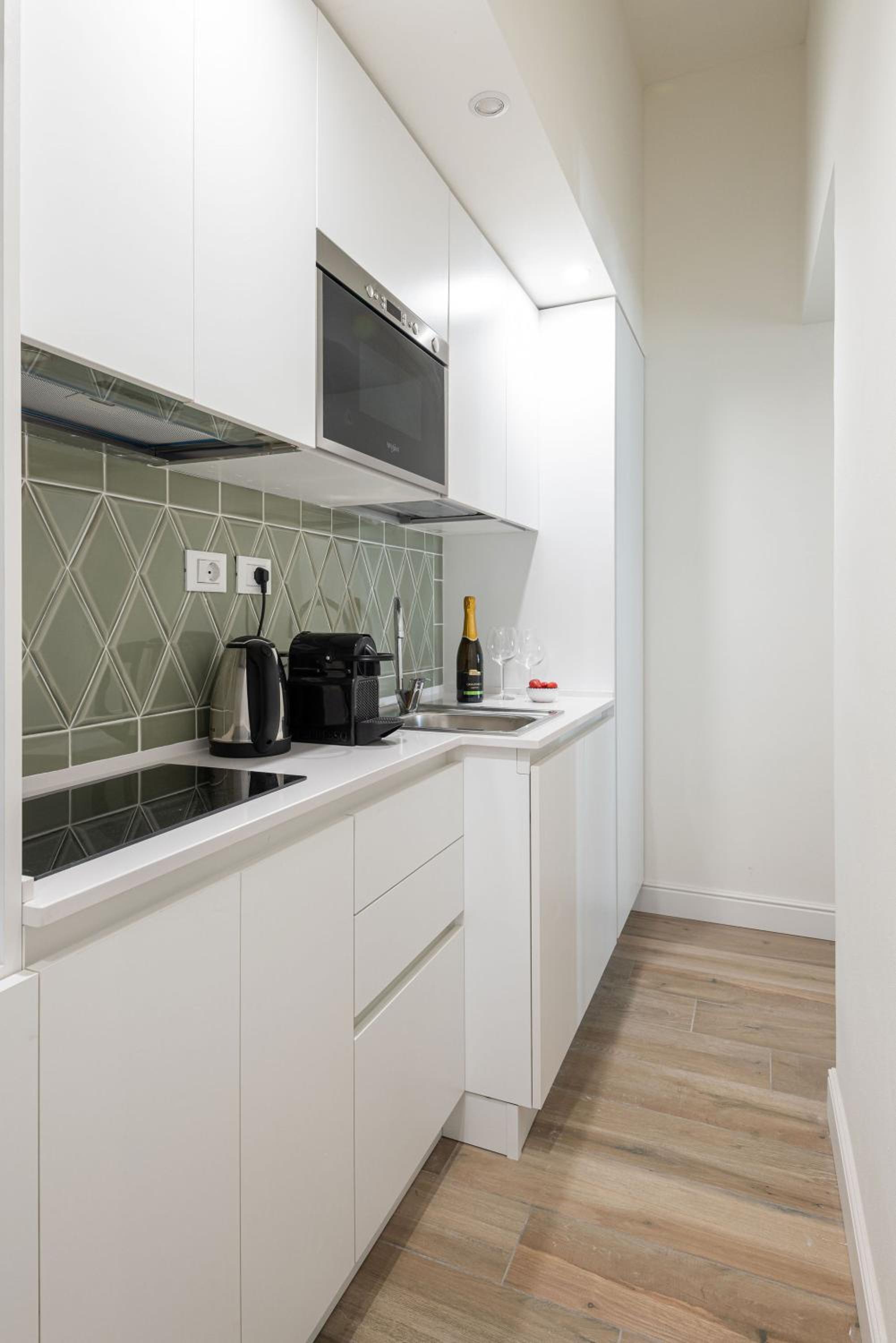 Two-Bedroom Deluxe Apartment photo 2
