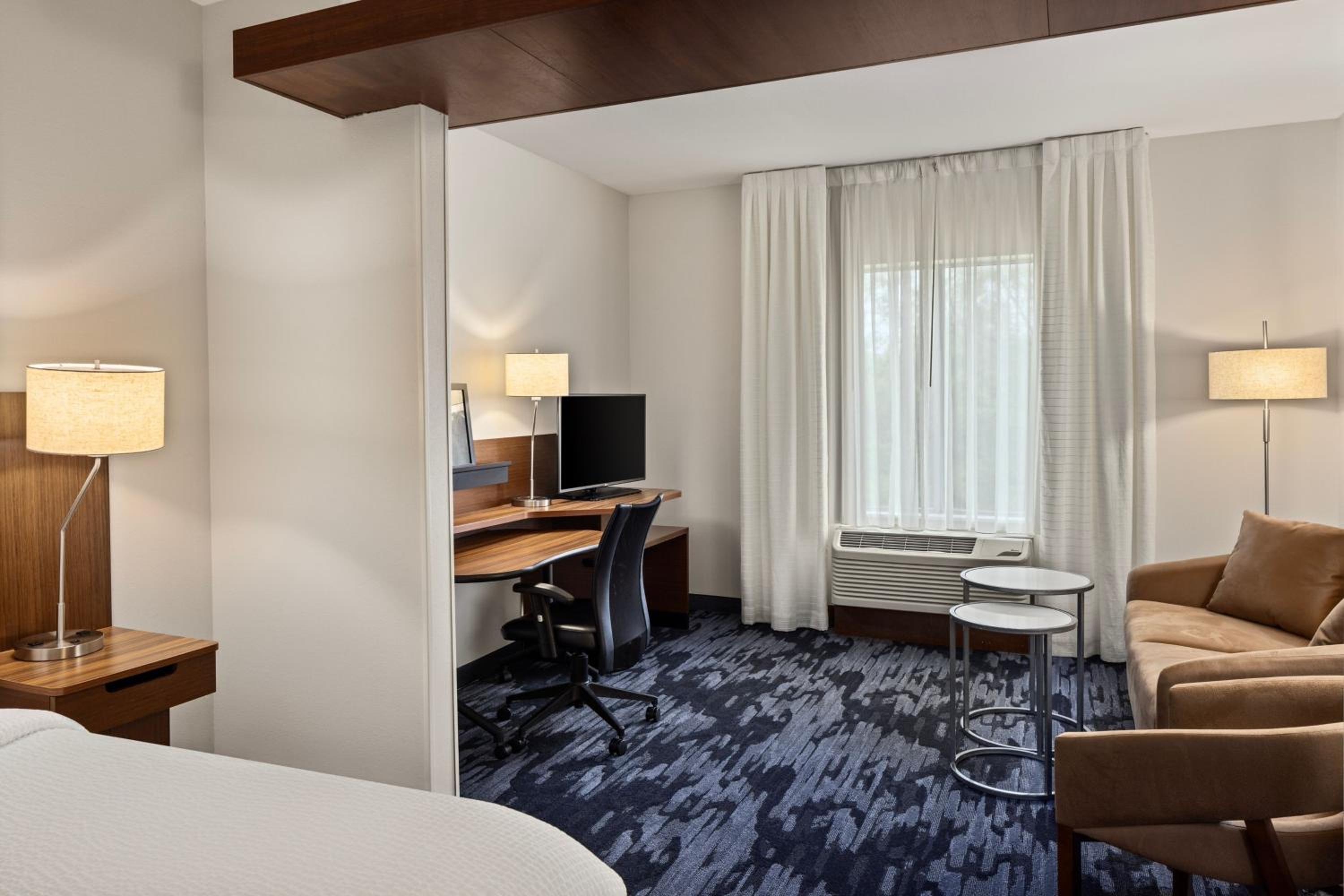 King Suite with Sitting Area and Sofa Bed - Hearing Accessible