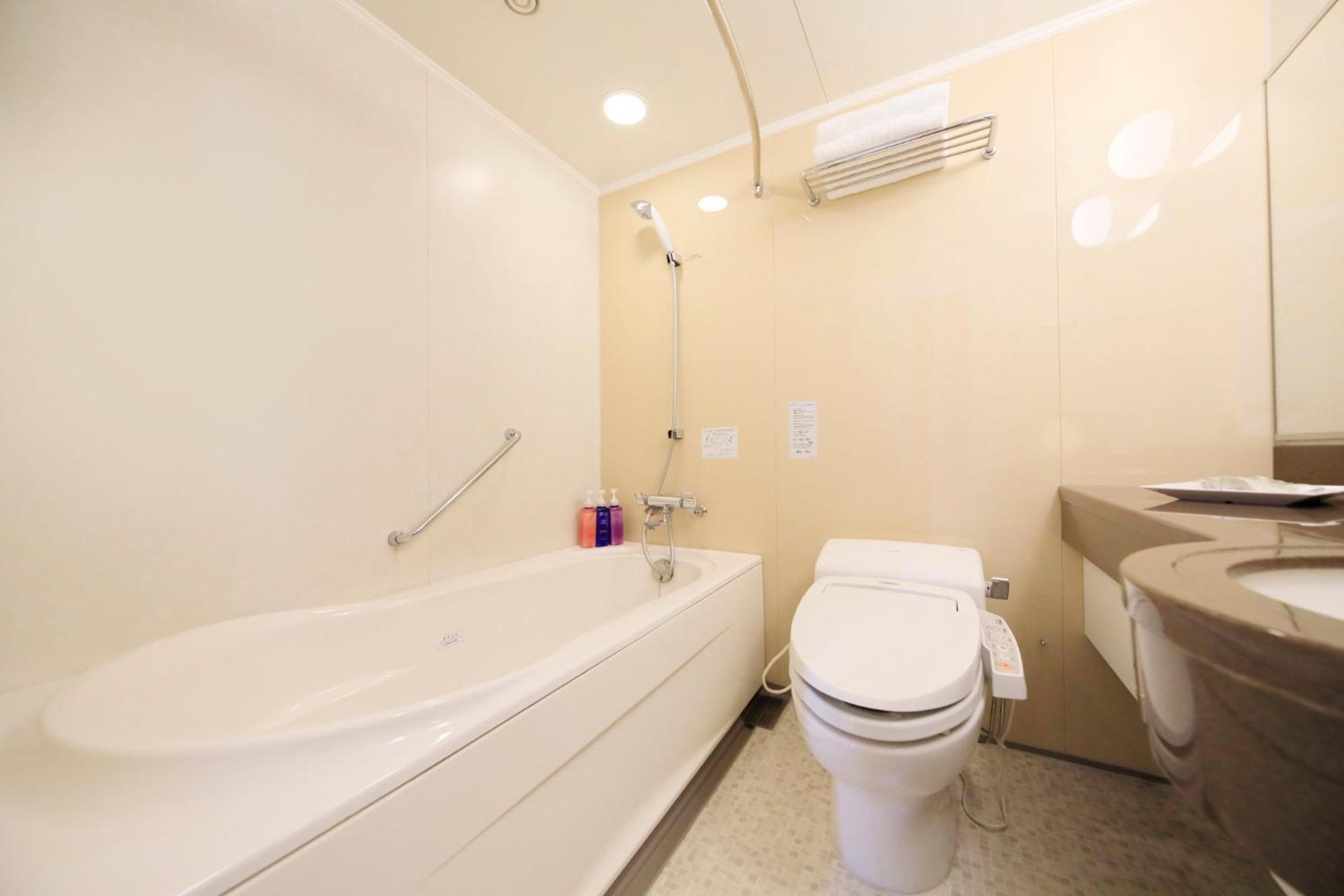 Superior Twin Room - Non-Smoking - Photo 5