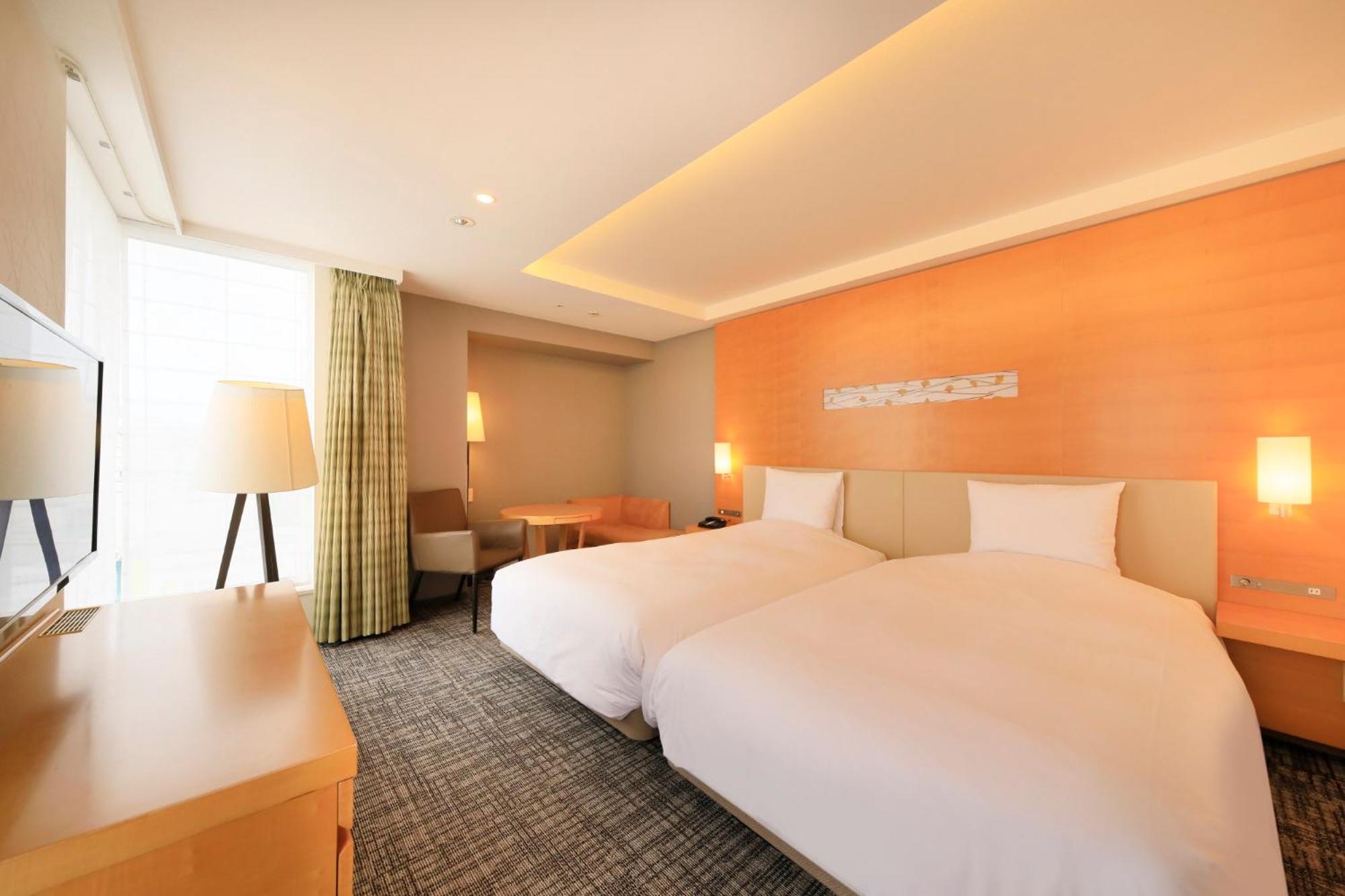 Premium Twin Room - Non-Smoking - Photo 1