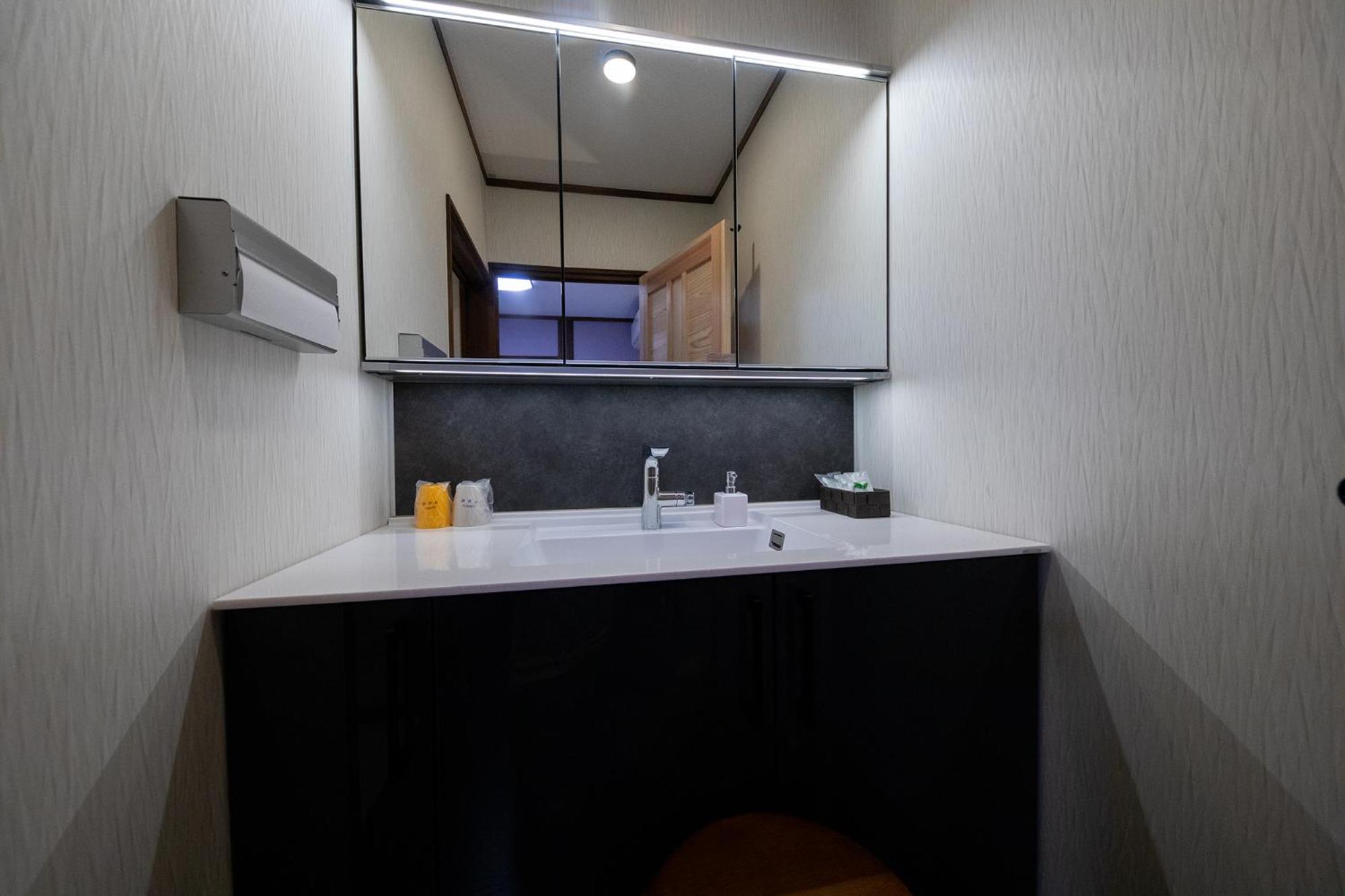 Triple Room with Private Hot Spring photo 3
