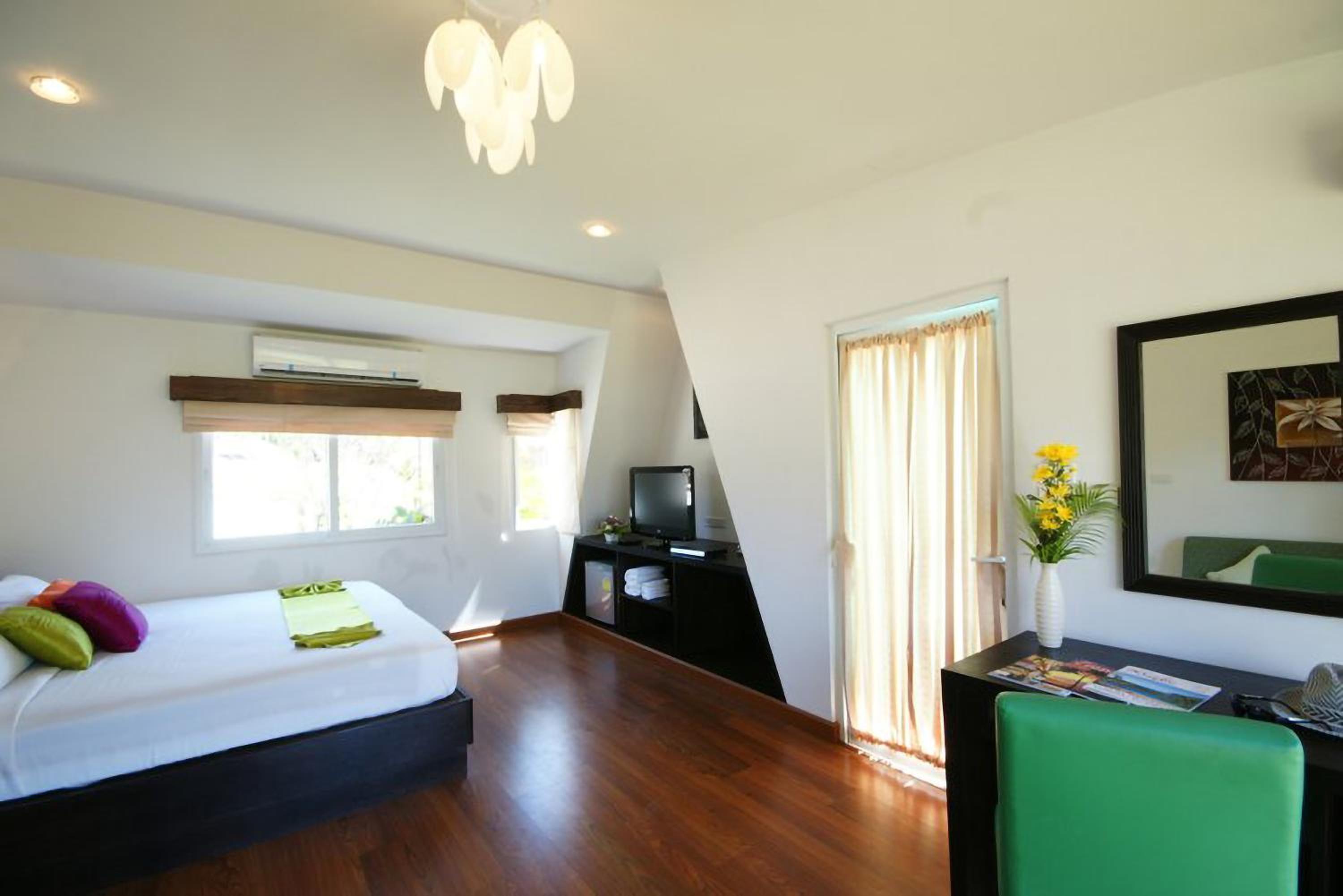 Palm Garden Villa - Photo 6