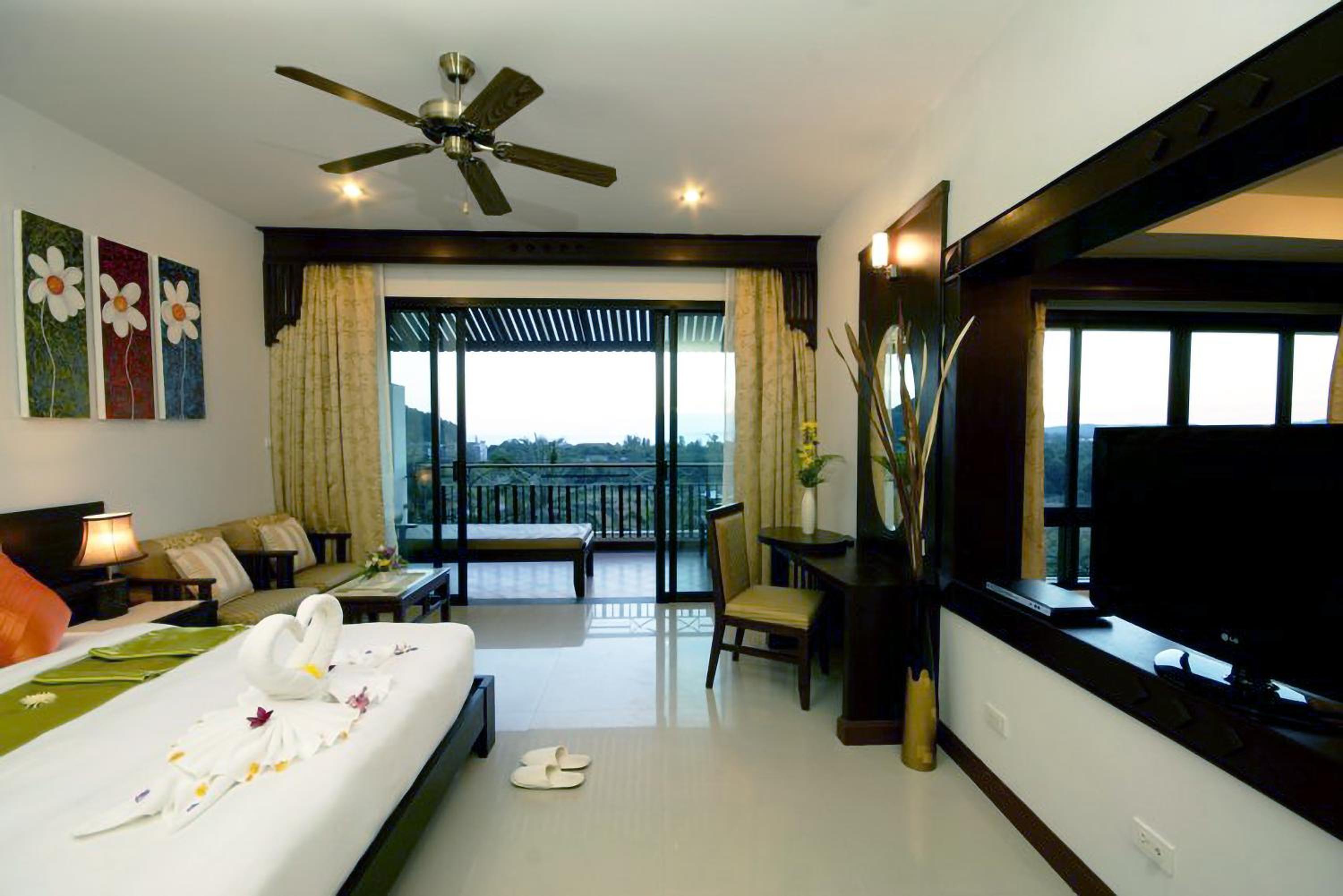 Palm Suite photo 3
