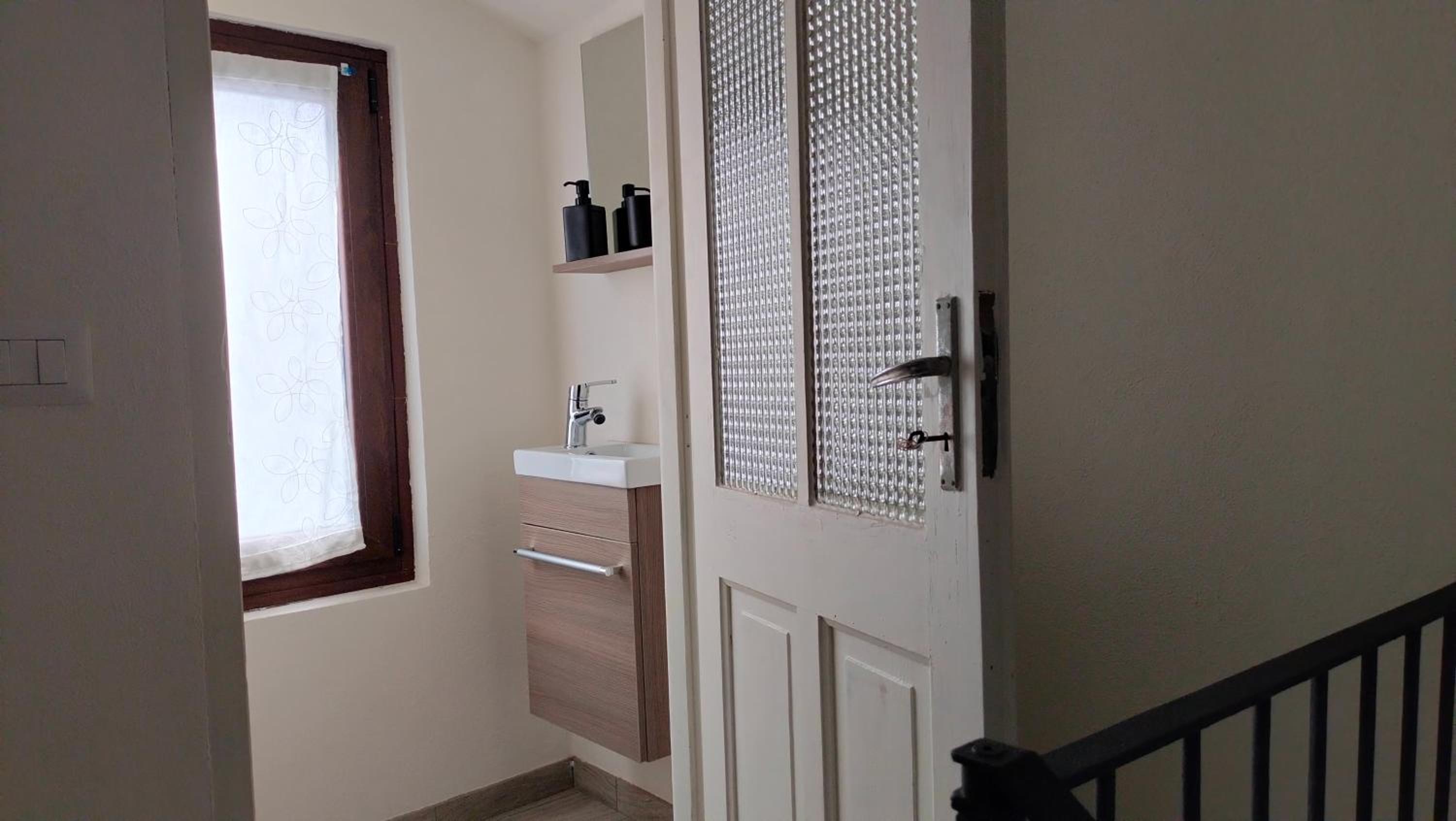 Two-Bedroom House photo 3