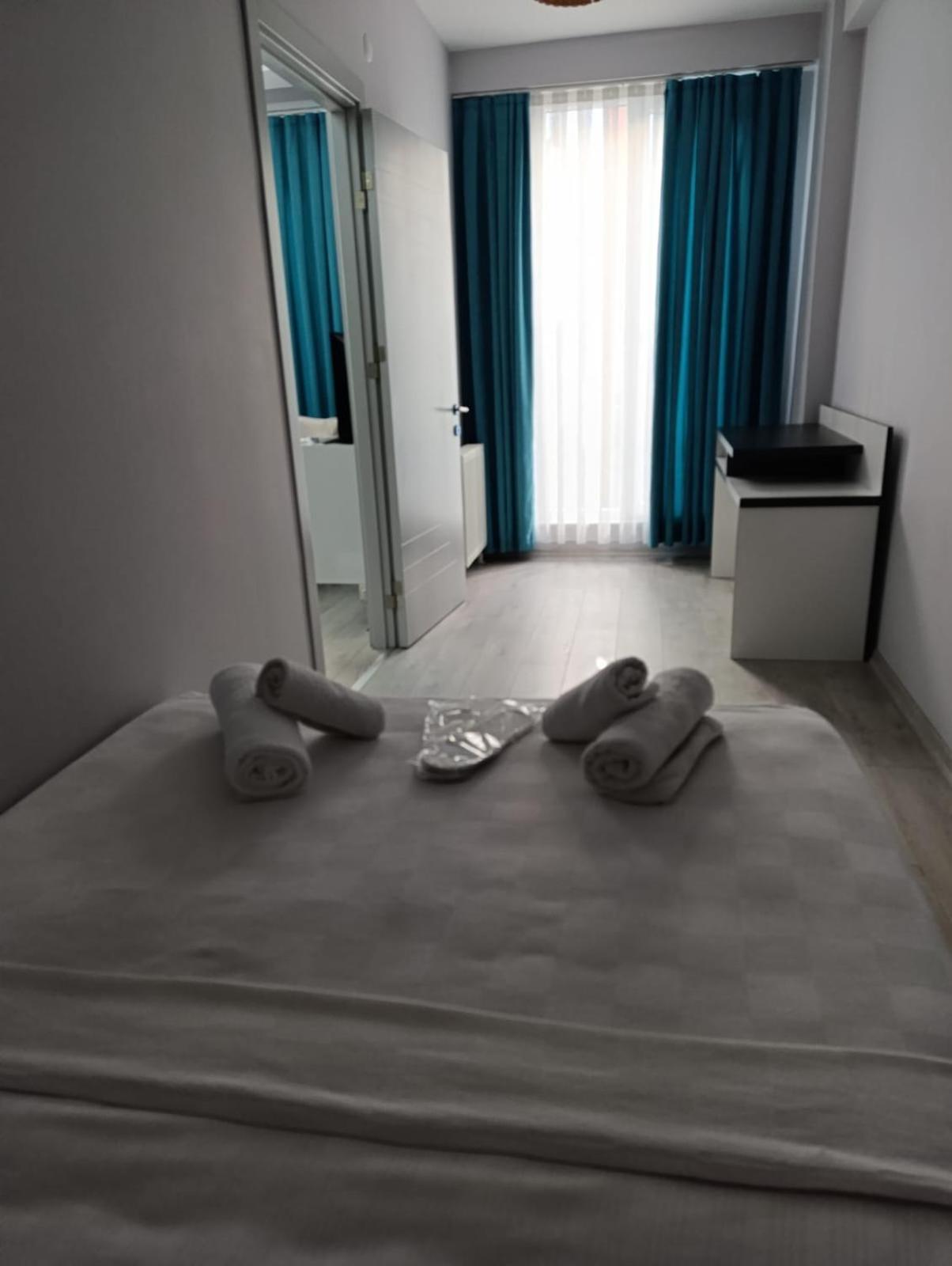 Apartment photo 1