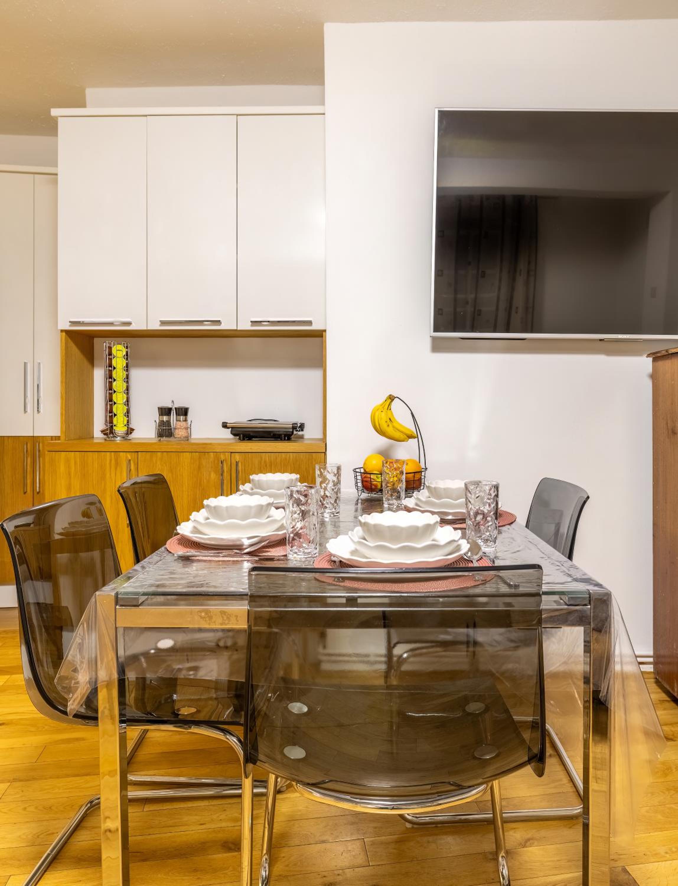 Two-Bedroom Apartment with Garden View photo 3