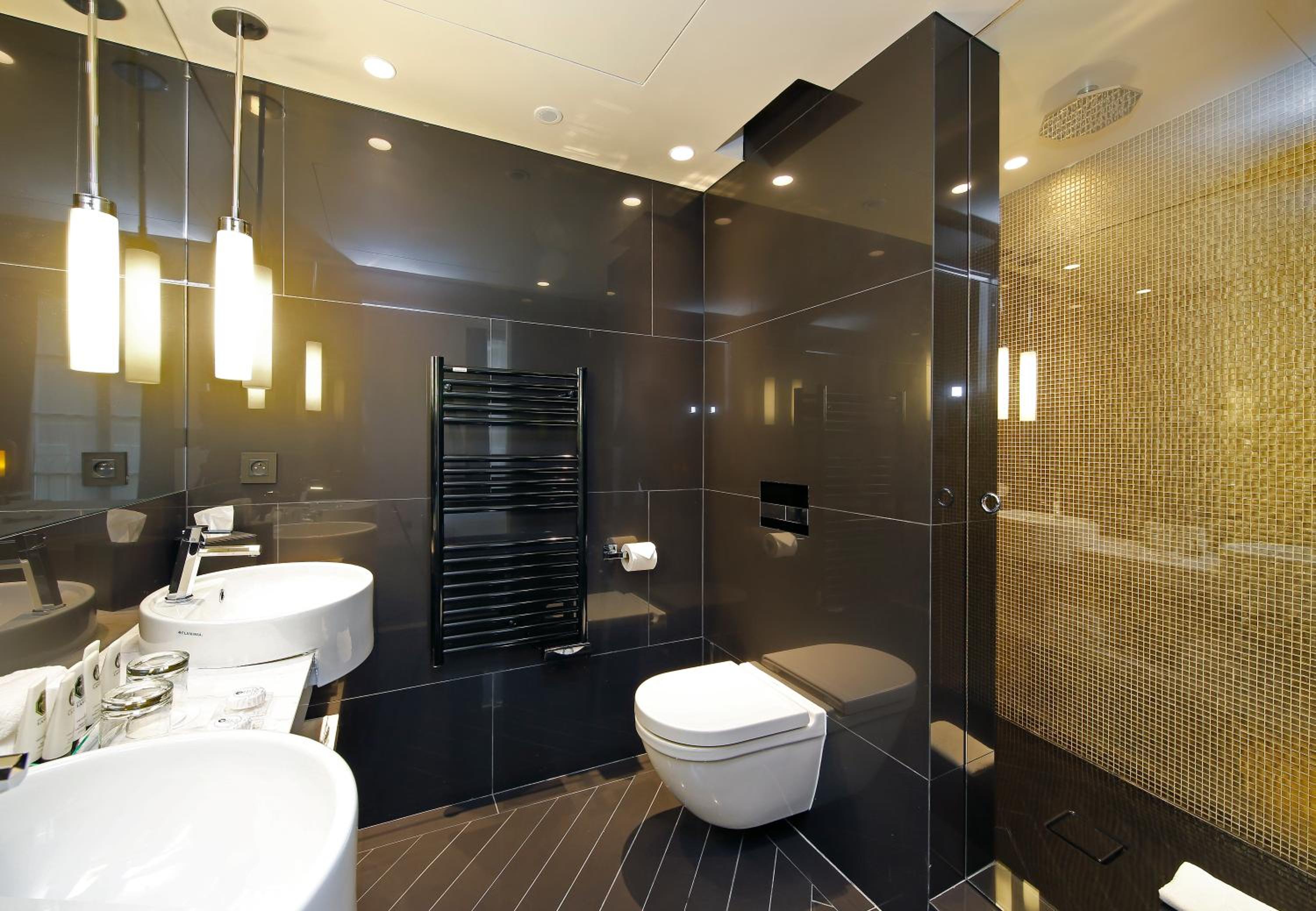Two-Bedroom Suite photo 3