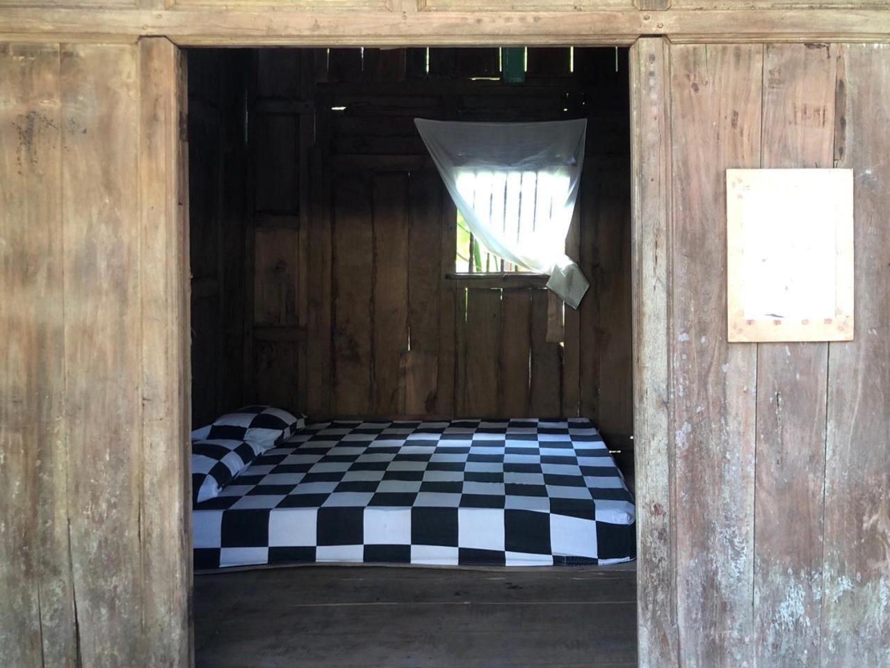 Small Twin Room - Photo 1