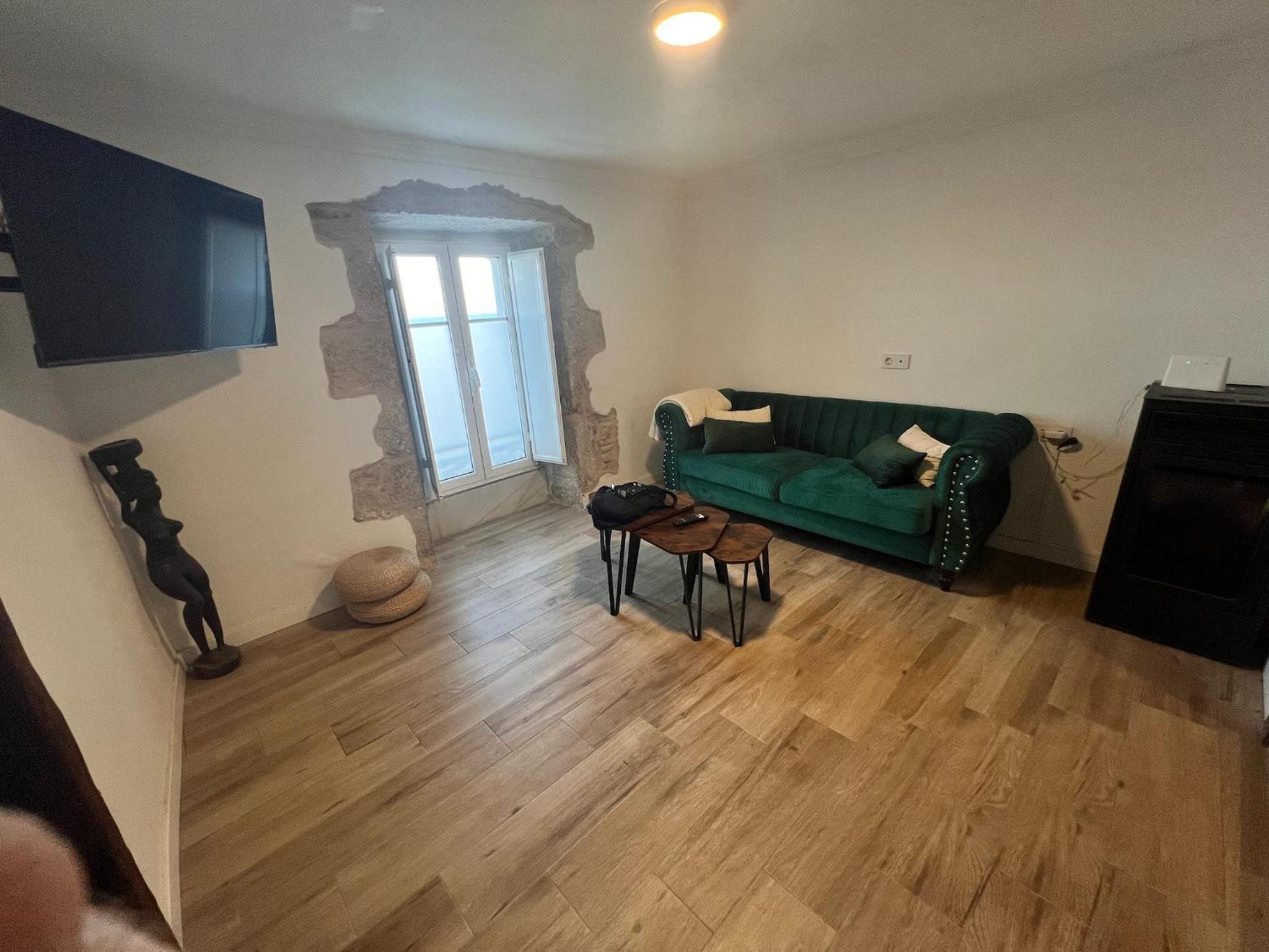 Casa de tres habitaciones