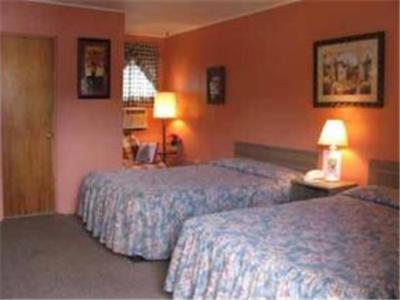 Double Room with Two Double Beds photo 1