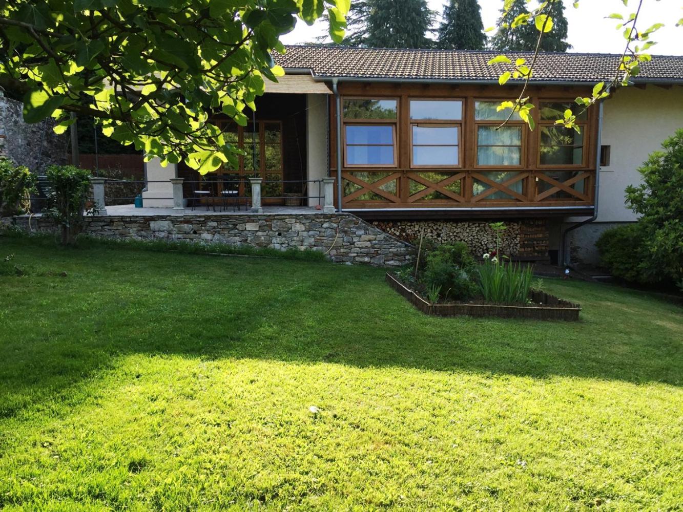 Villa photo 3