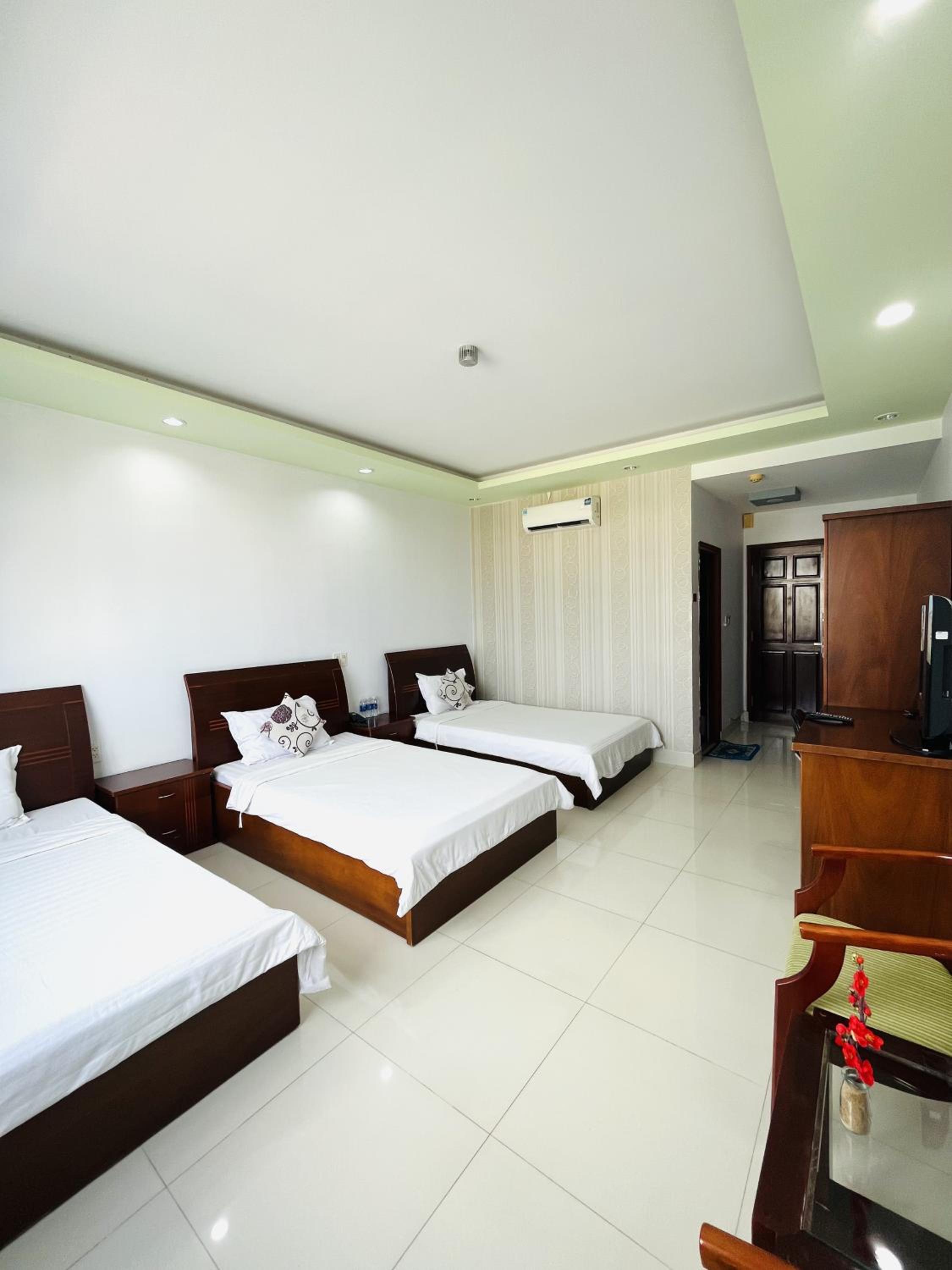 Deluxe Triple Room