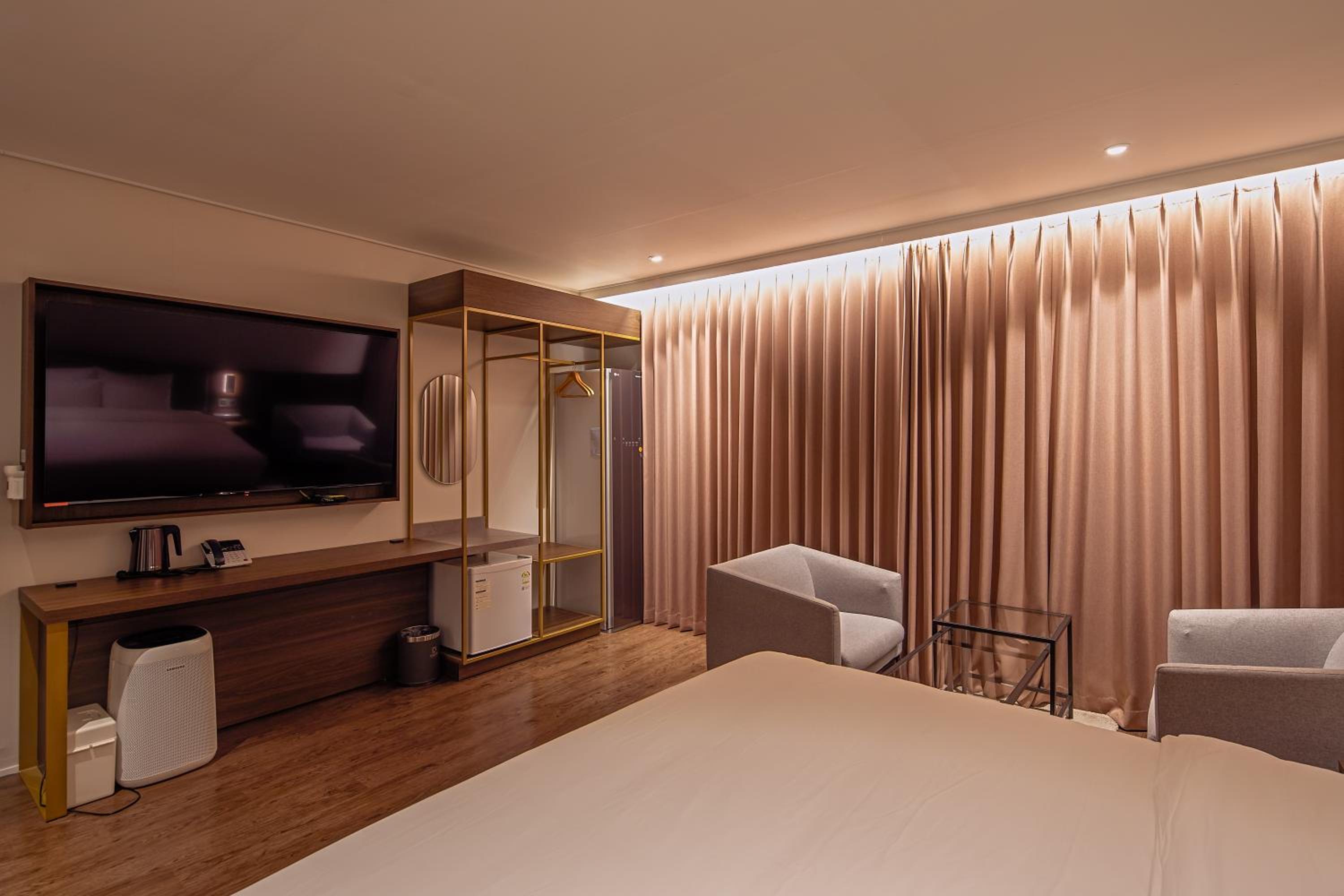 King Suite photo 2