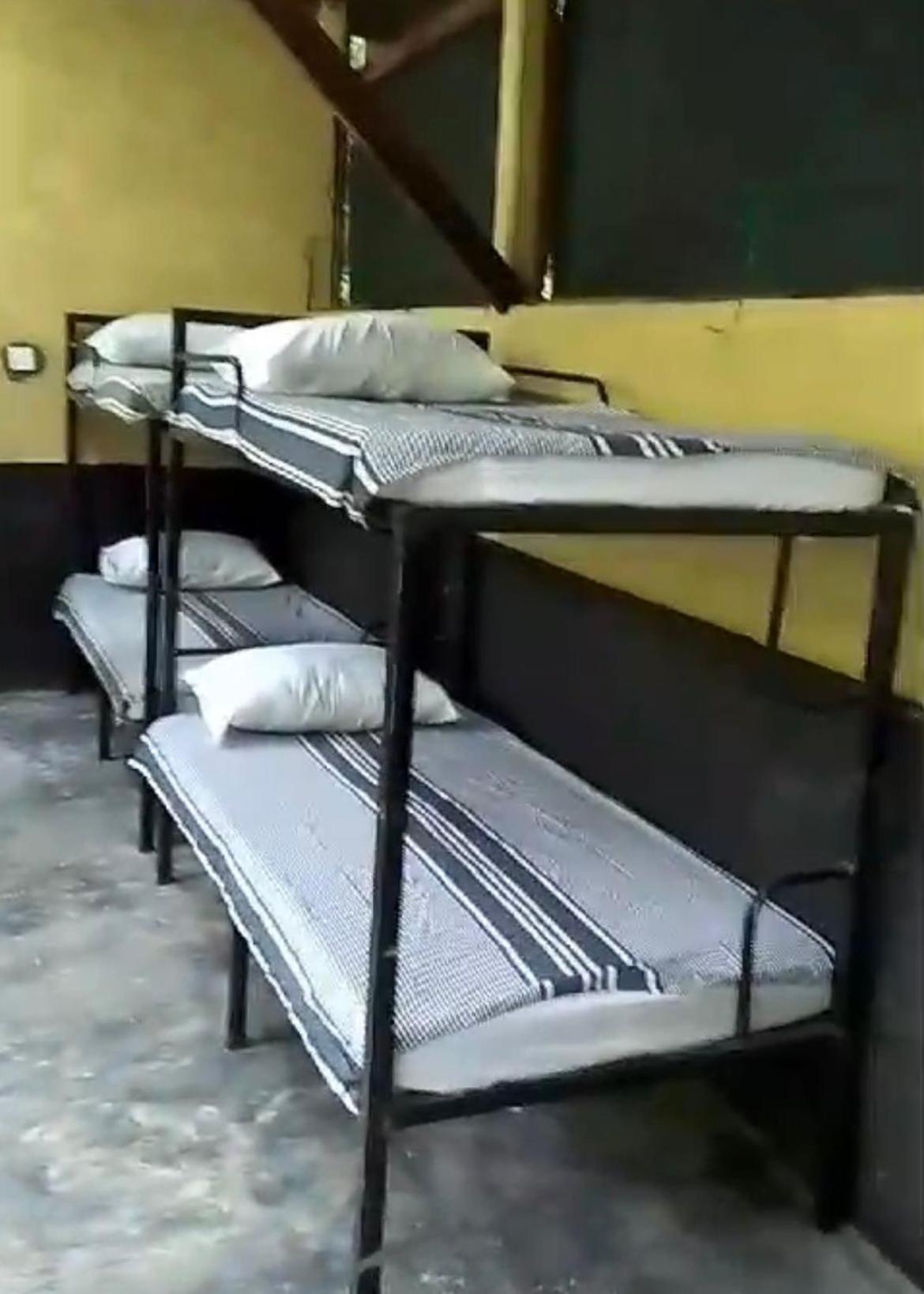 8-Bed Mixed Dormitory Room photo 1