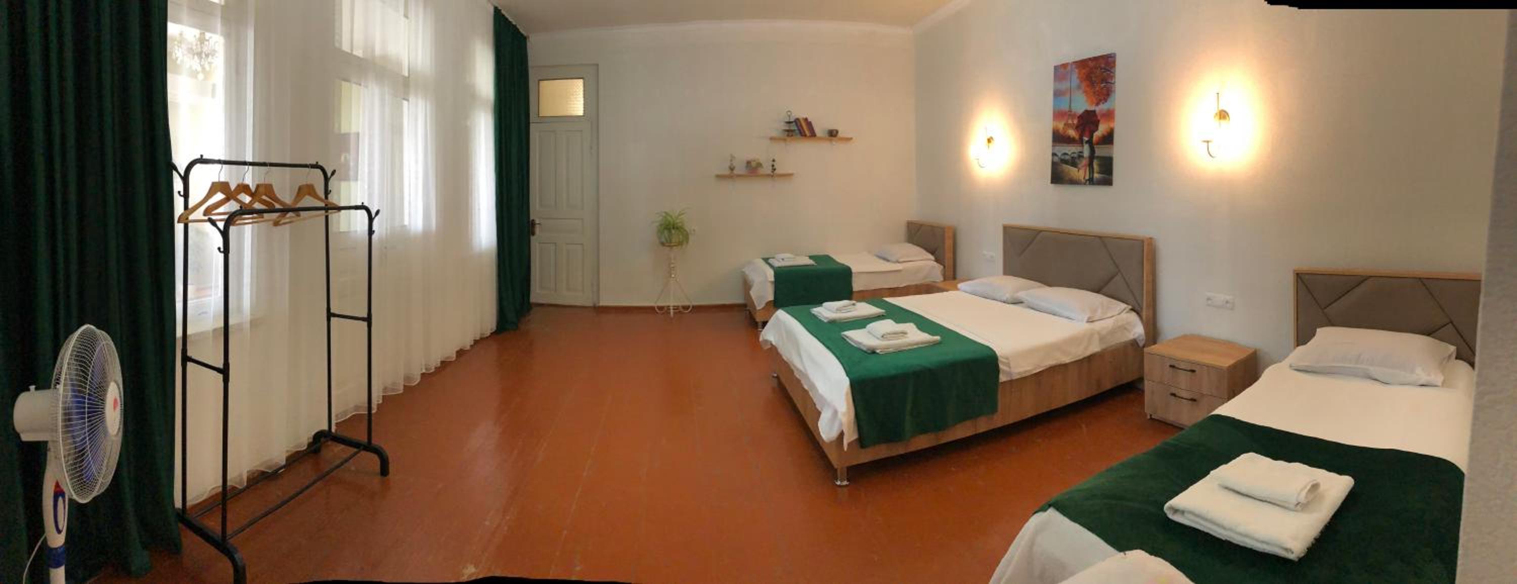 Three-Bedroom Apartment photo 2