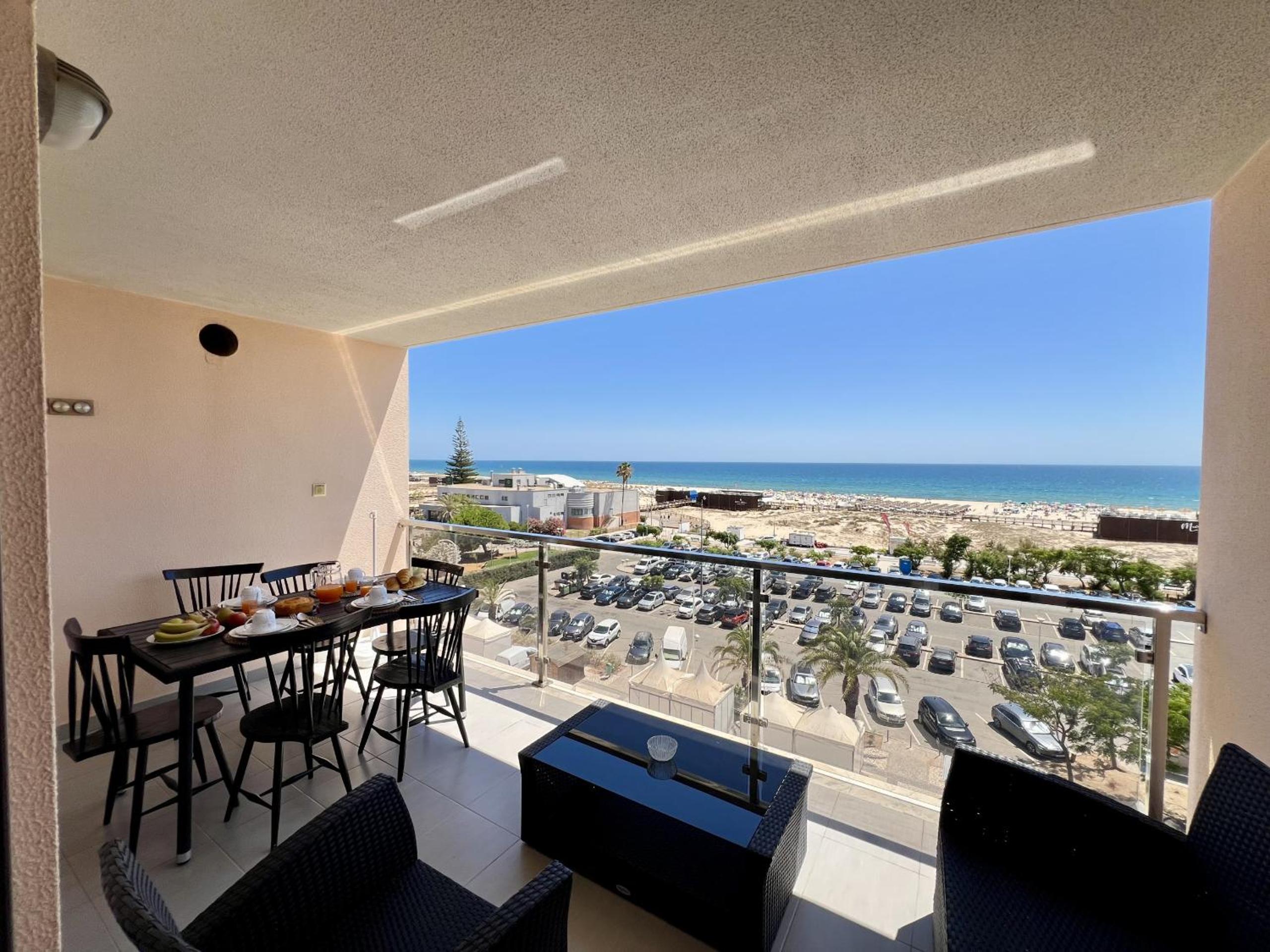 Apartment with Sea View photo 3