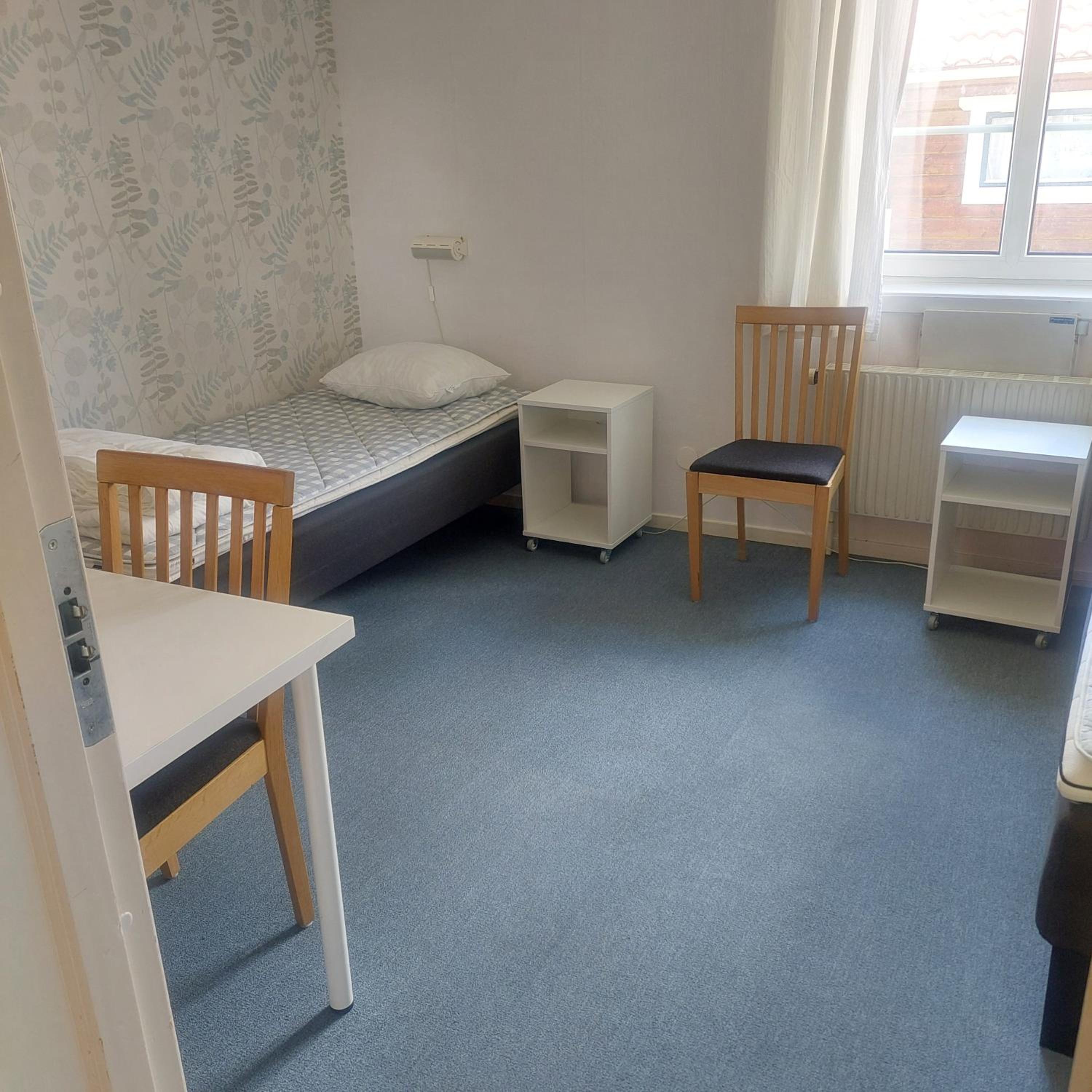 Standard Twin Room photo 2