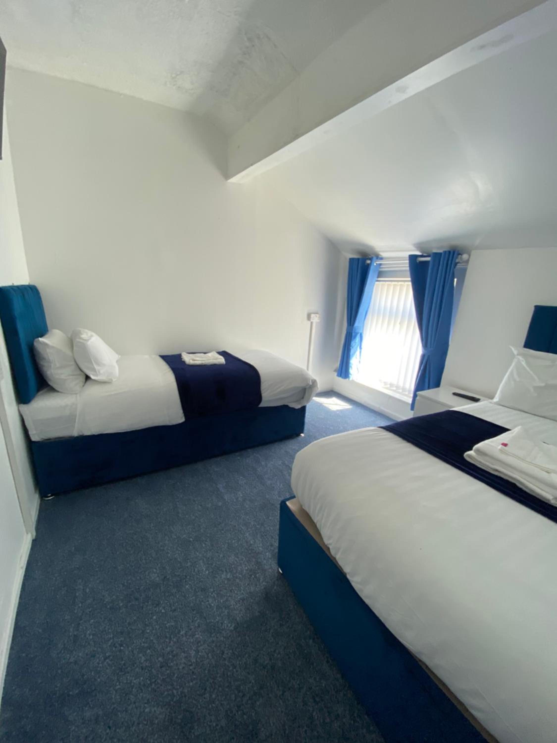 Basic Triple Room