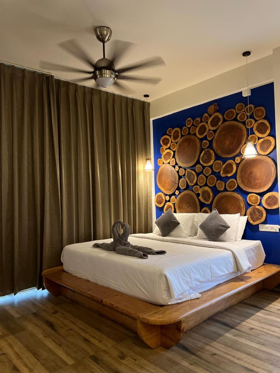 Double Room with Mountain View