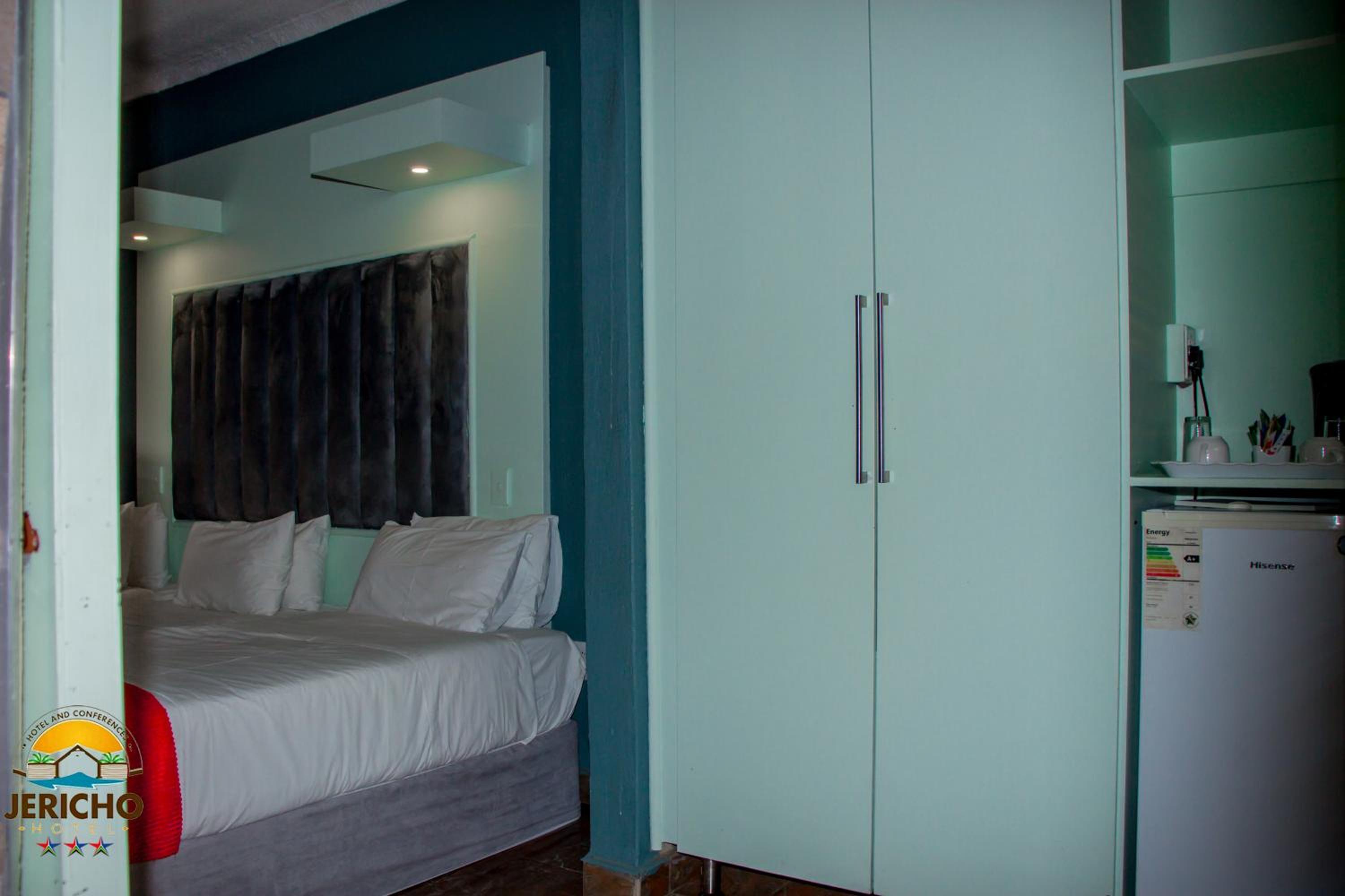 Standard Triple Room photo 3