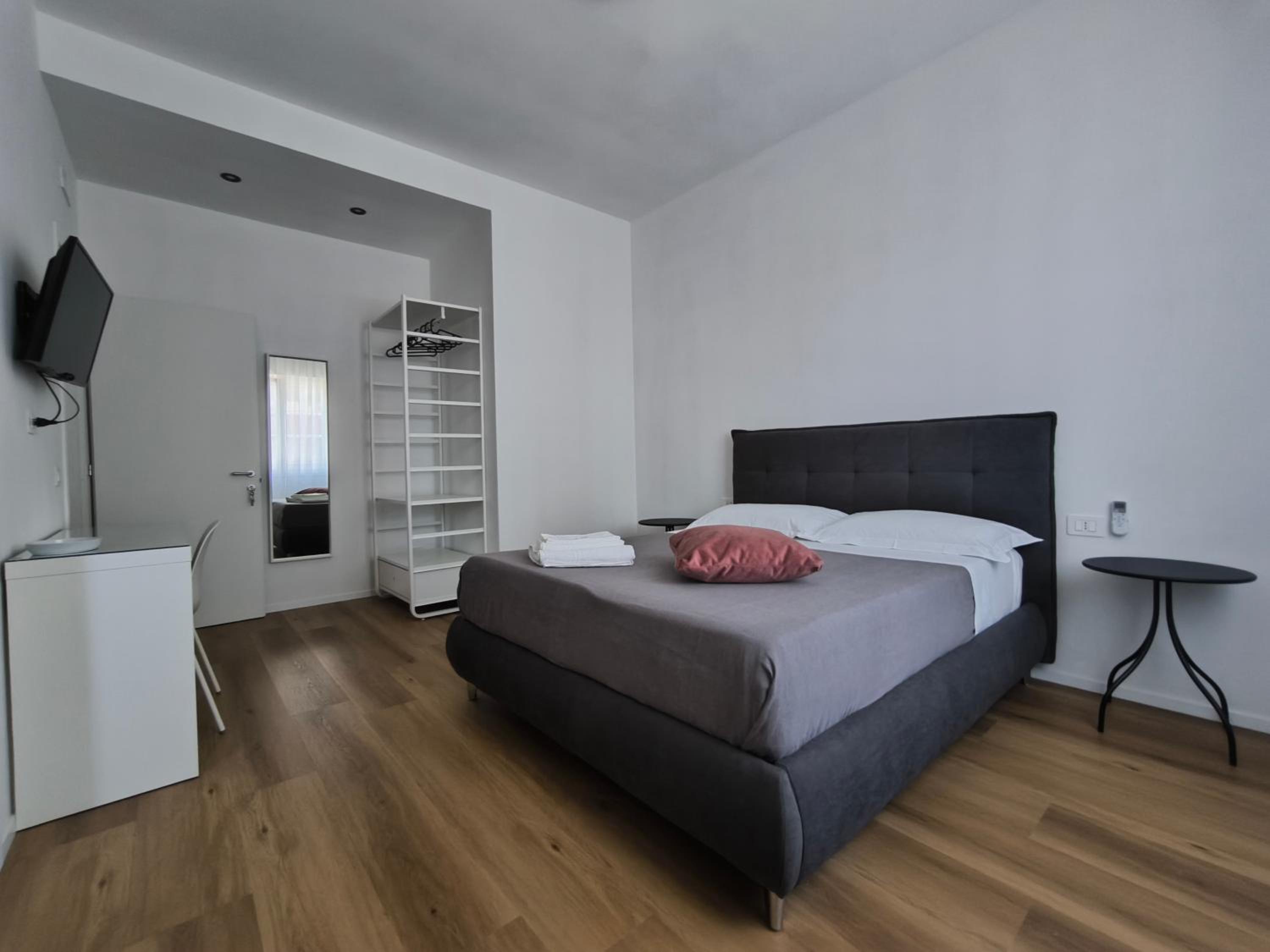 Double Room with Private Bathroom photo 3