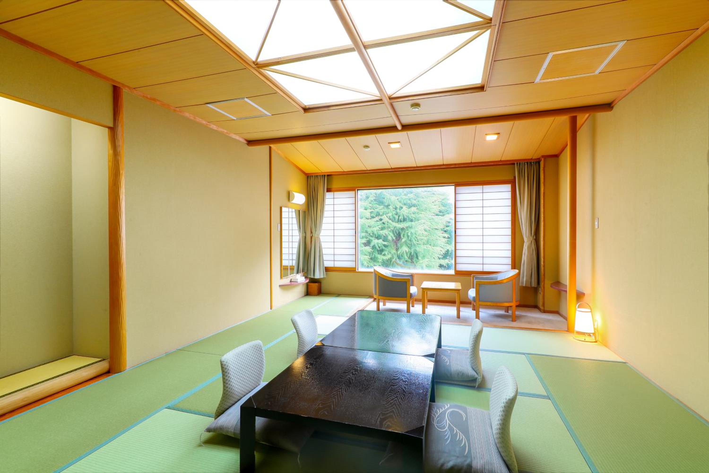 Quadruple Room with Mountain View - Photo 19
