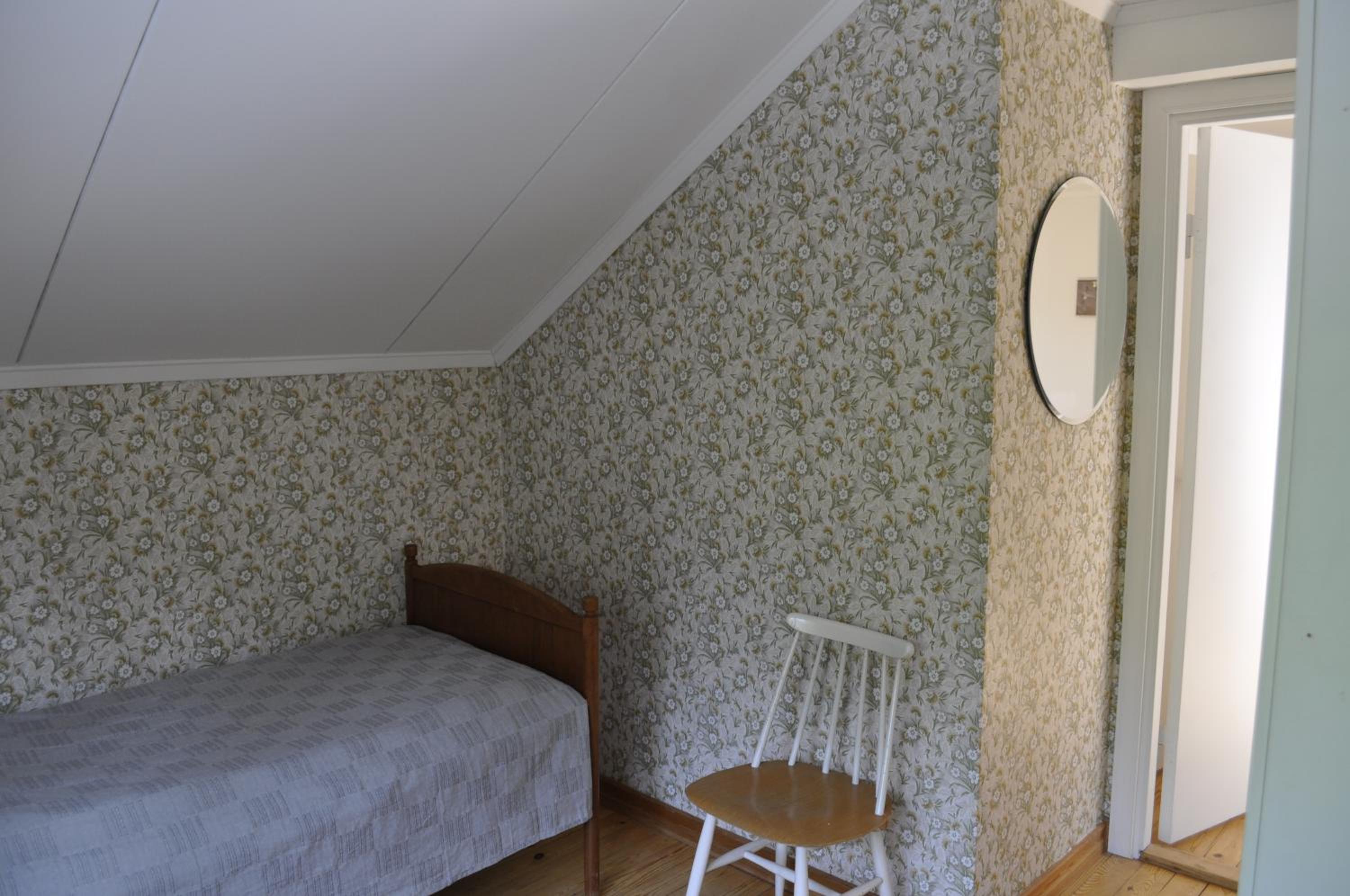 Single Room photo 3