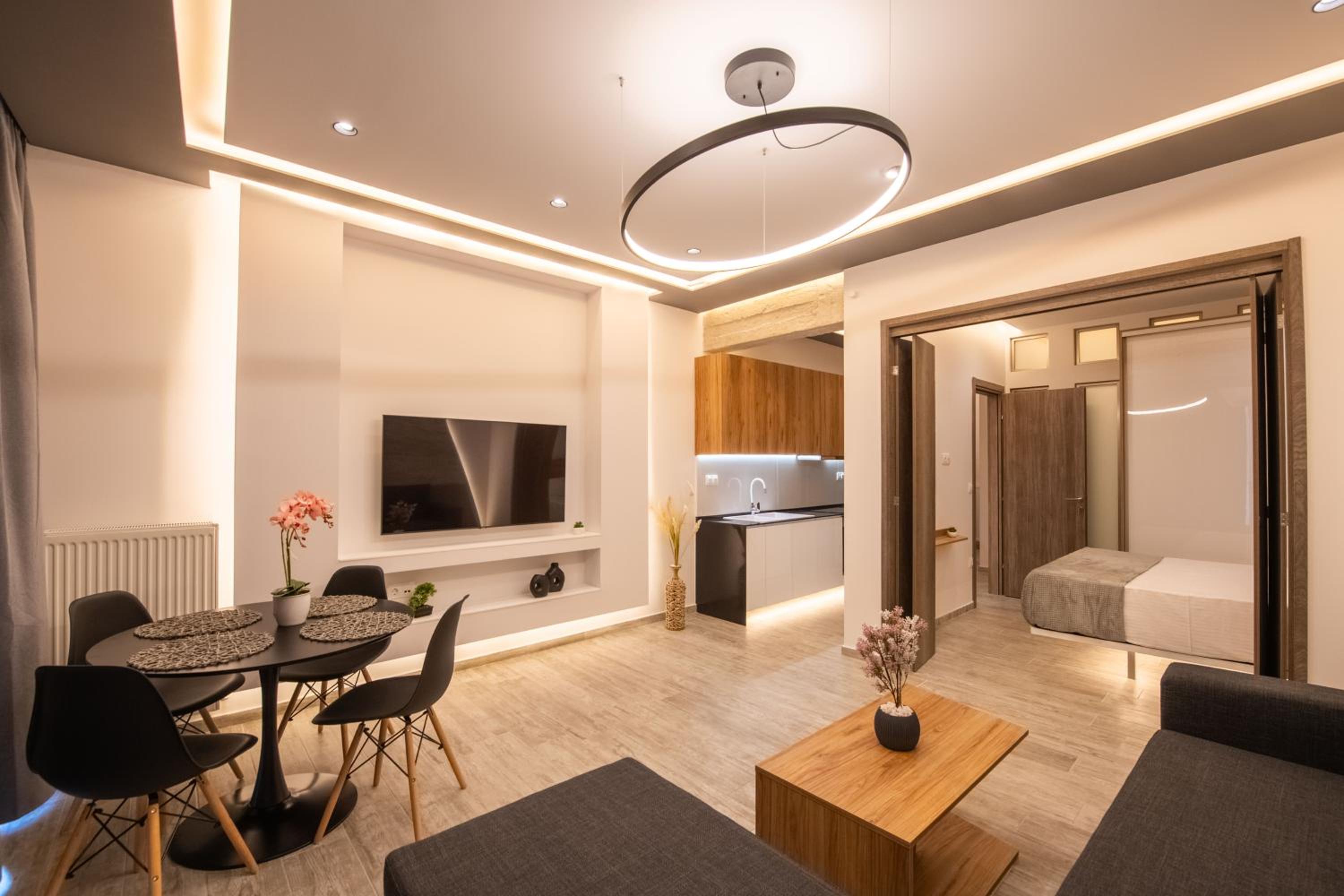 Two-Bedroom Deluxe Apartment with Balcony