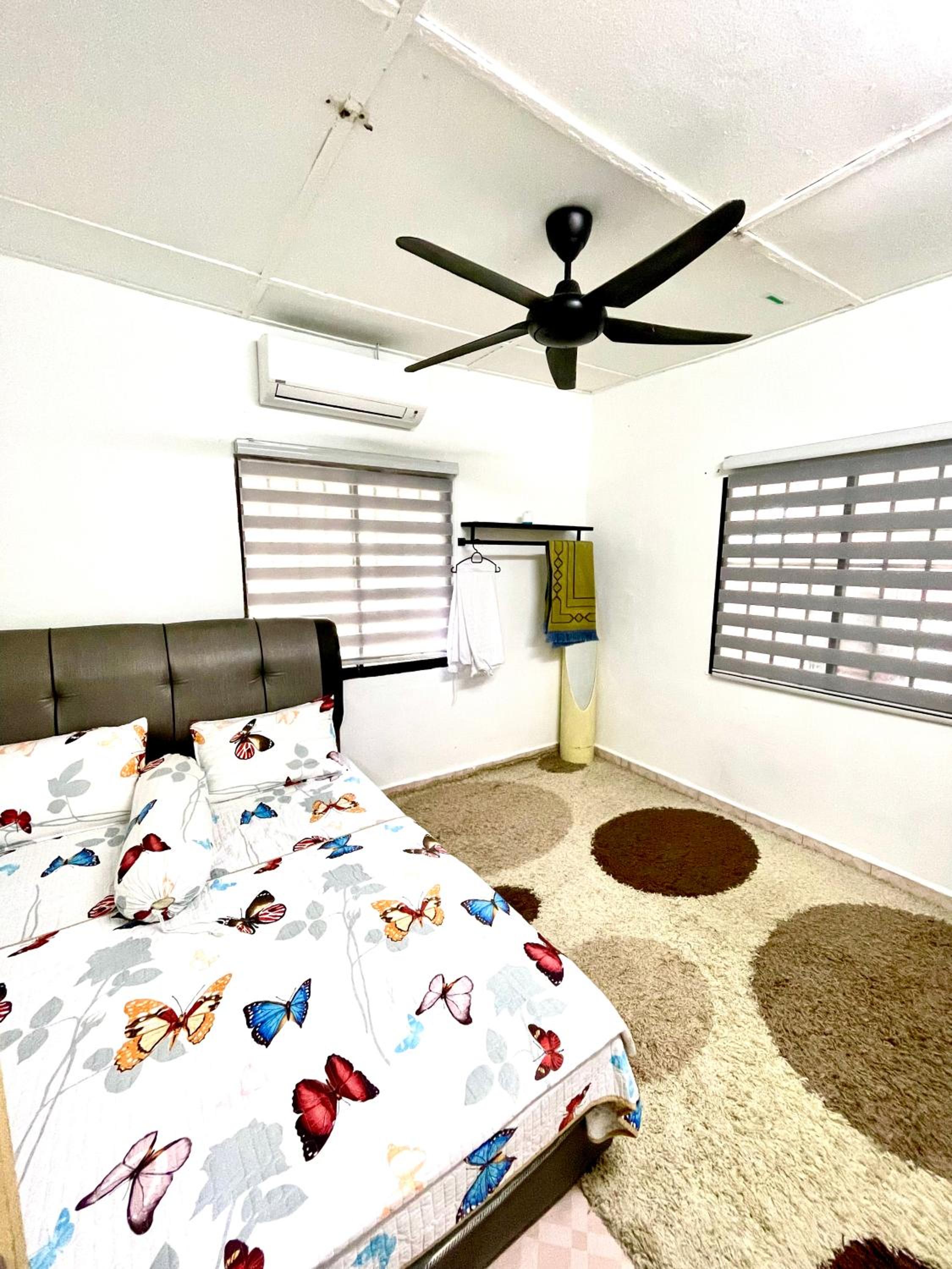 Two-Bedroom House photo 3