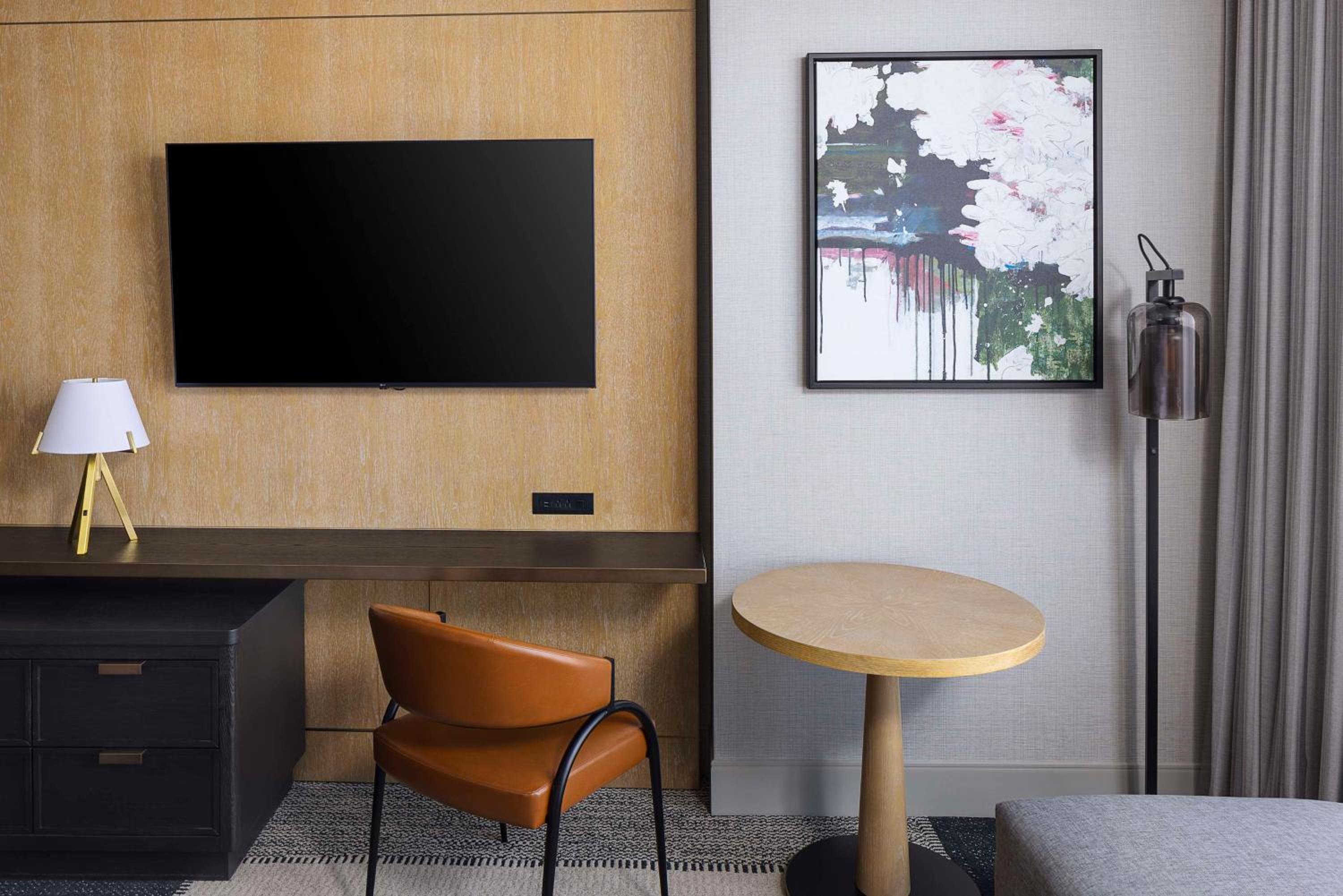 King Room with Stadium View - Photo 4