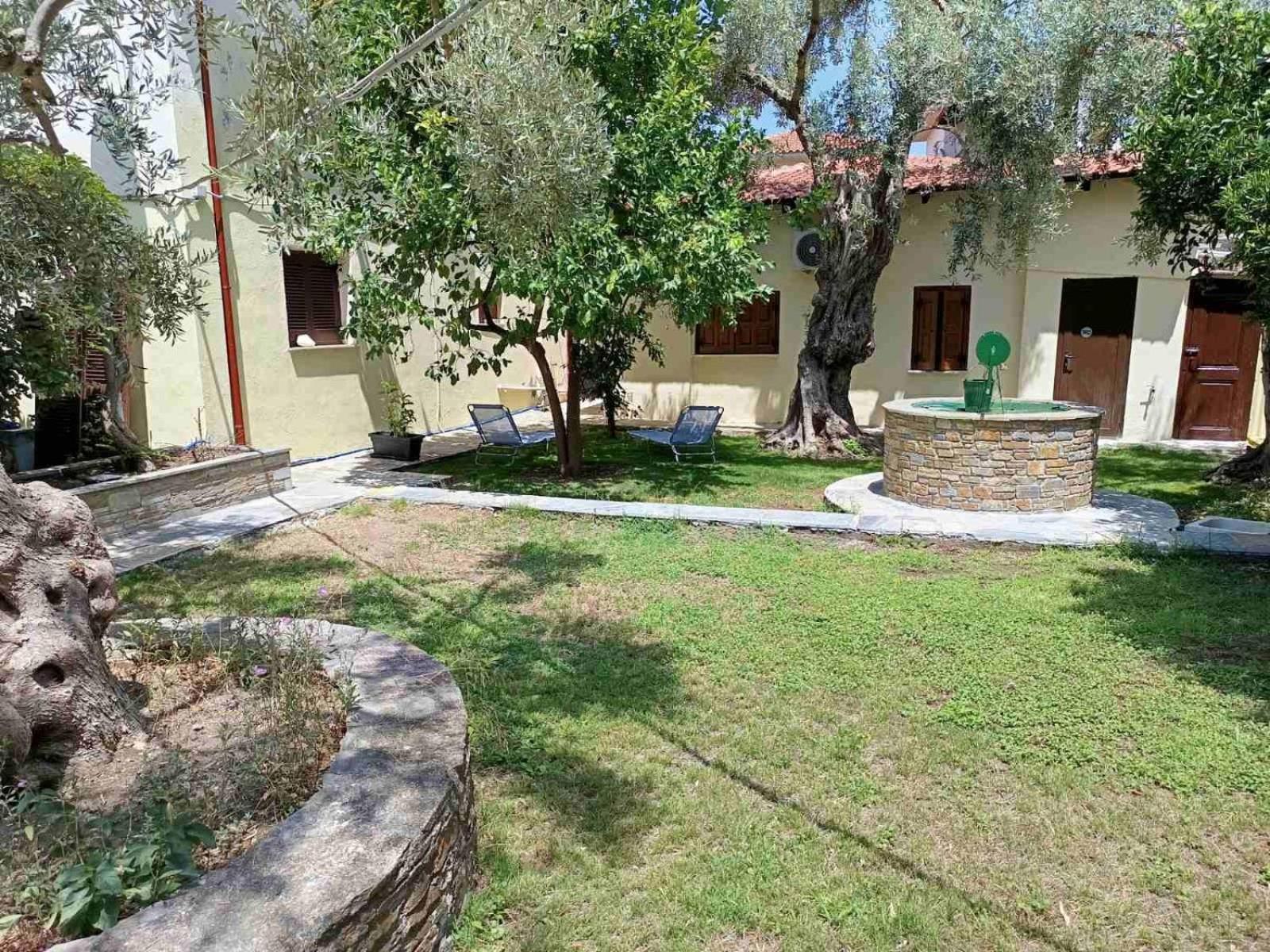 Two-Bedroom House photo 2